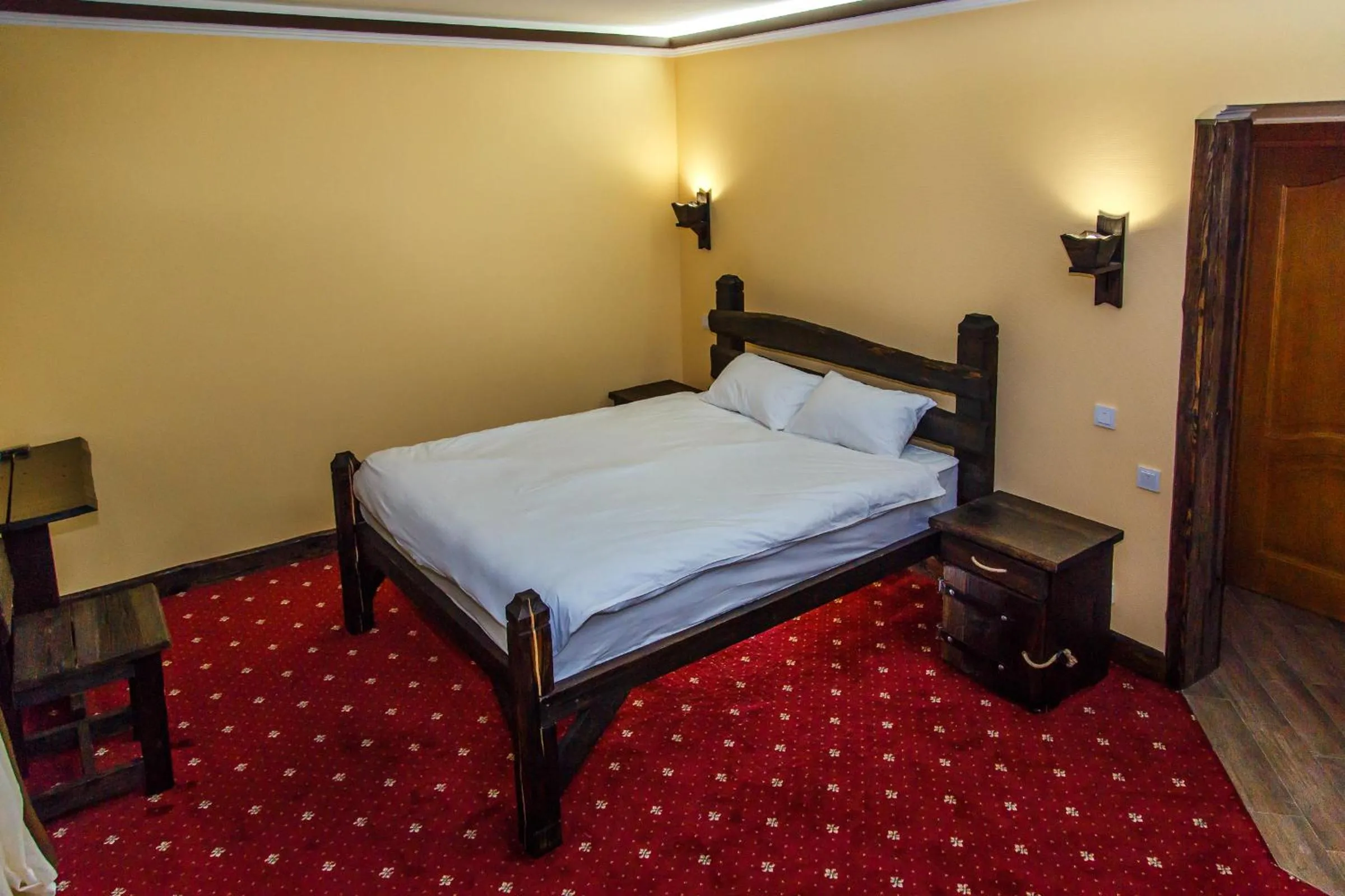 Photo of the whole room, Bed in Kodatskiy Kosh