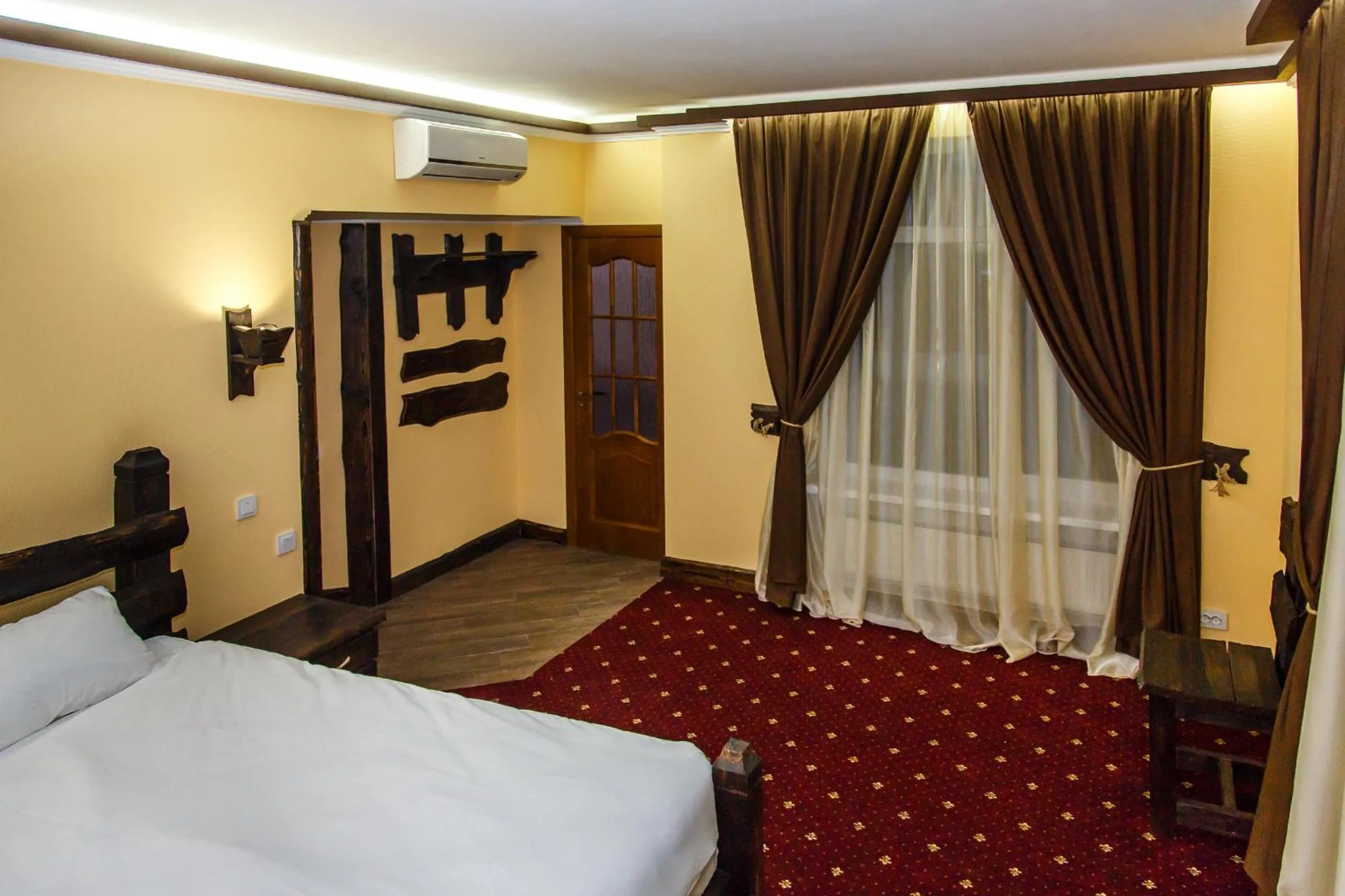 Photo of the whole room, Bed in Kodatskiy Kosh