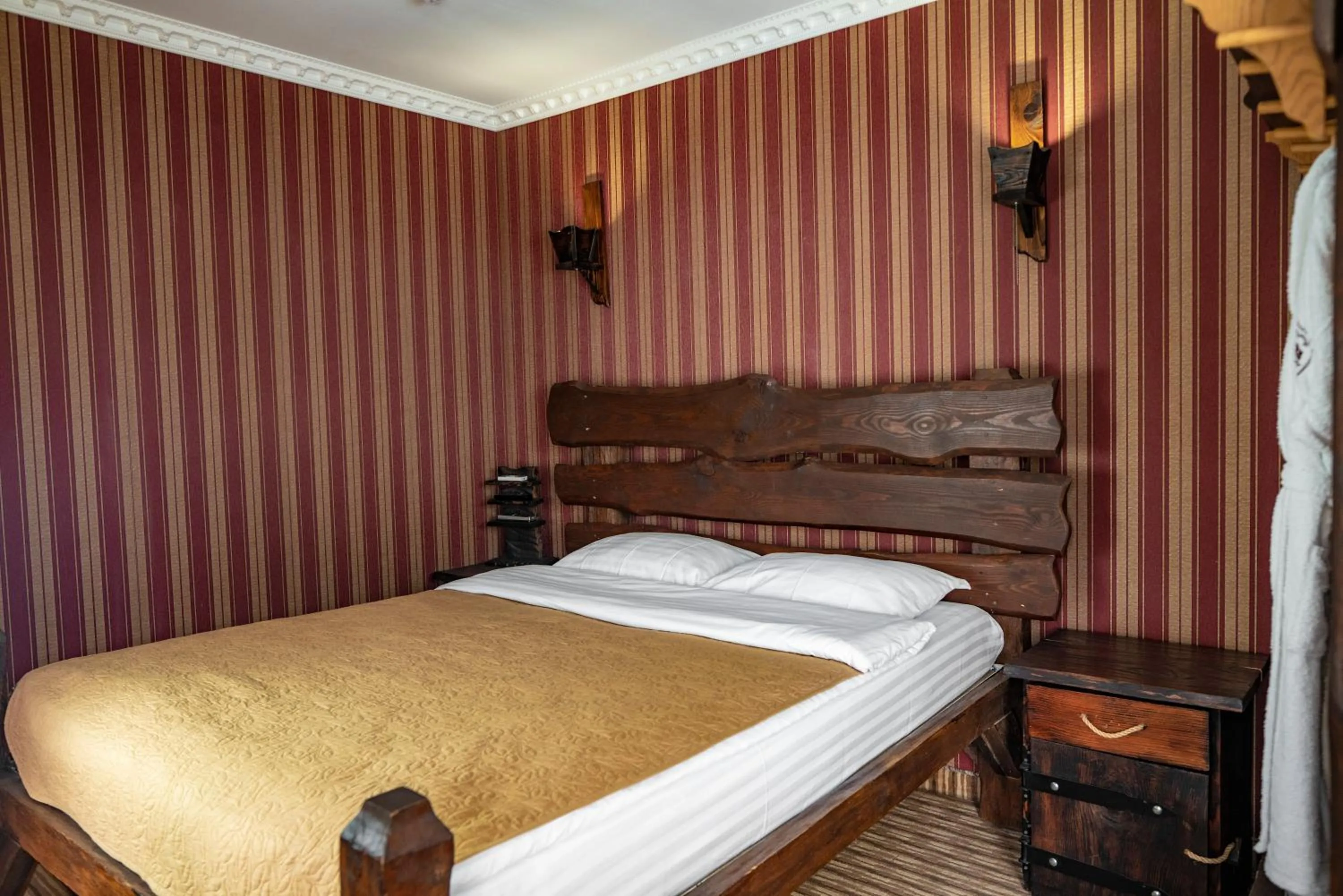 Bed in Kodatskiy Kosh