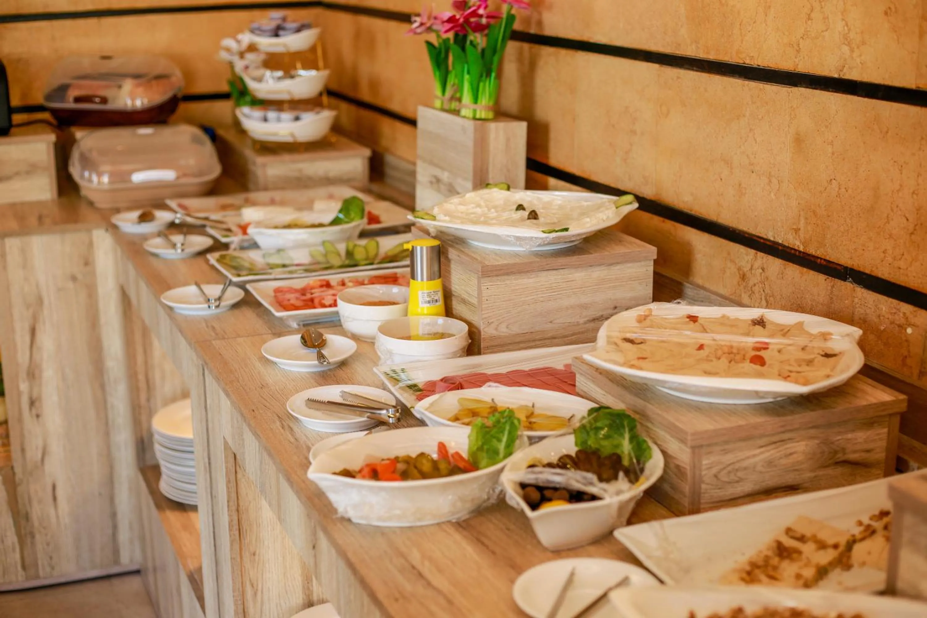 Food and drinks in Yafko Hotel