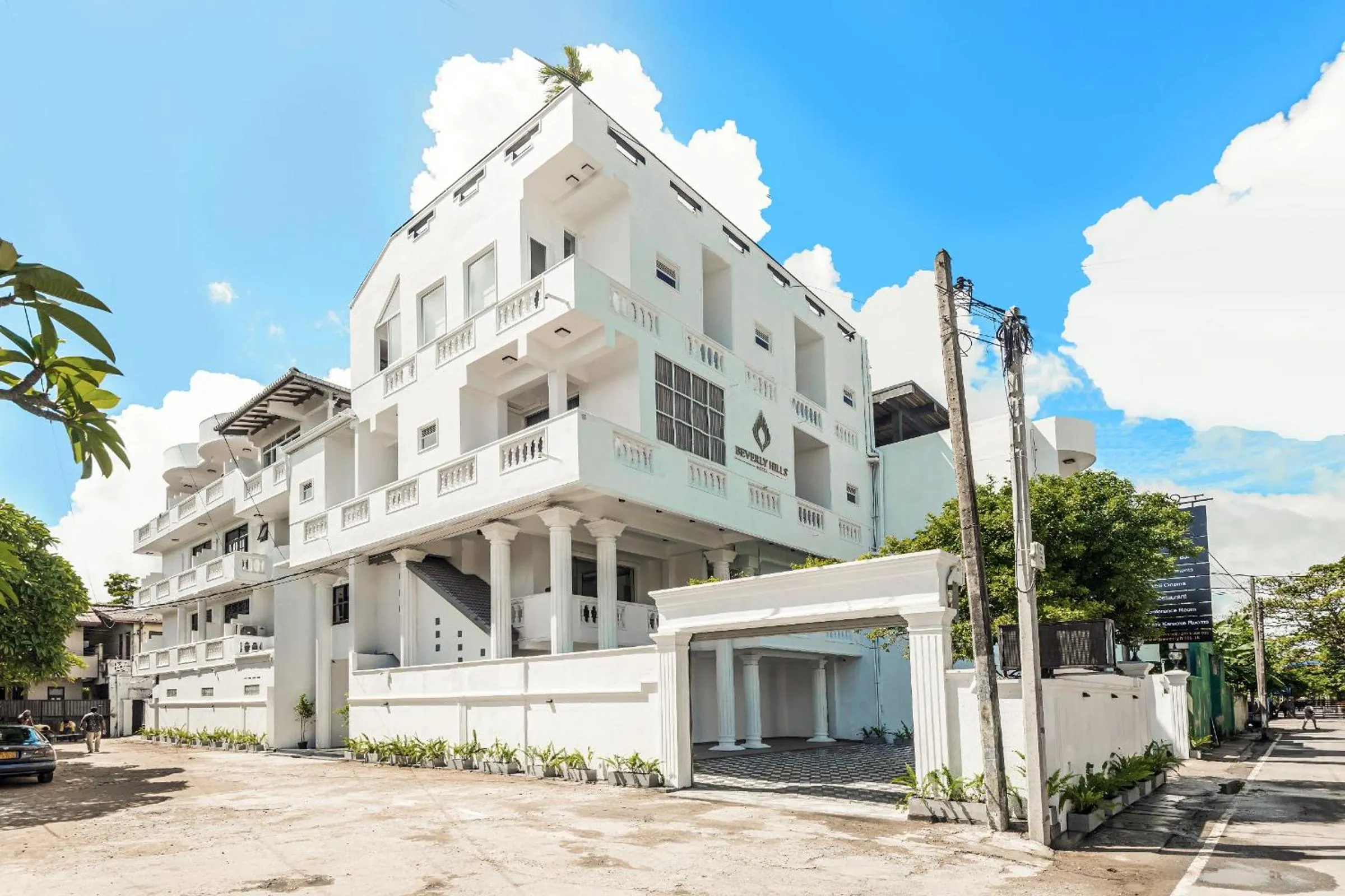 Property building in Beverly Hills Hotel