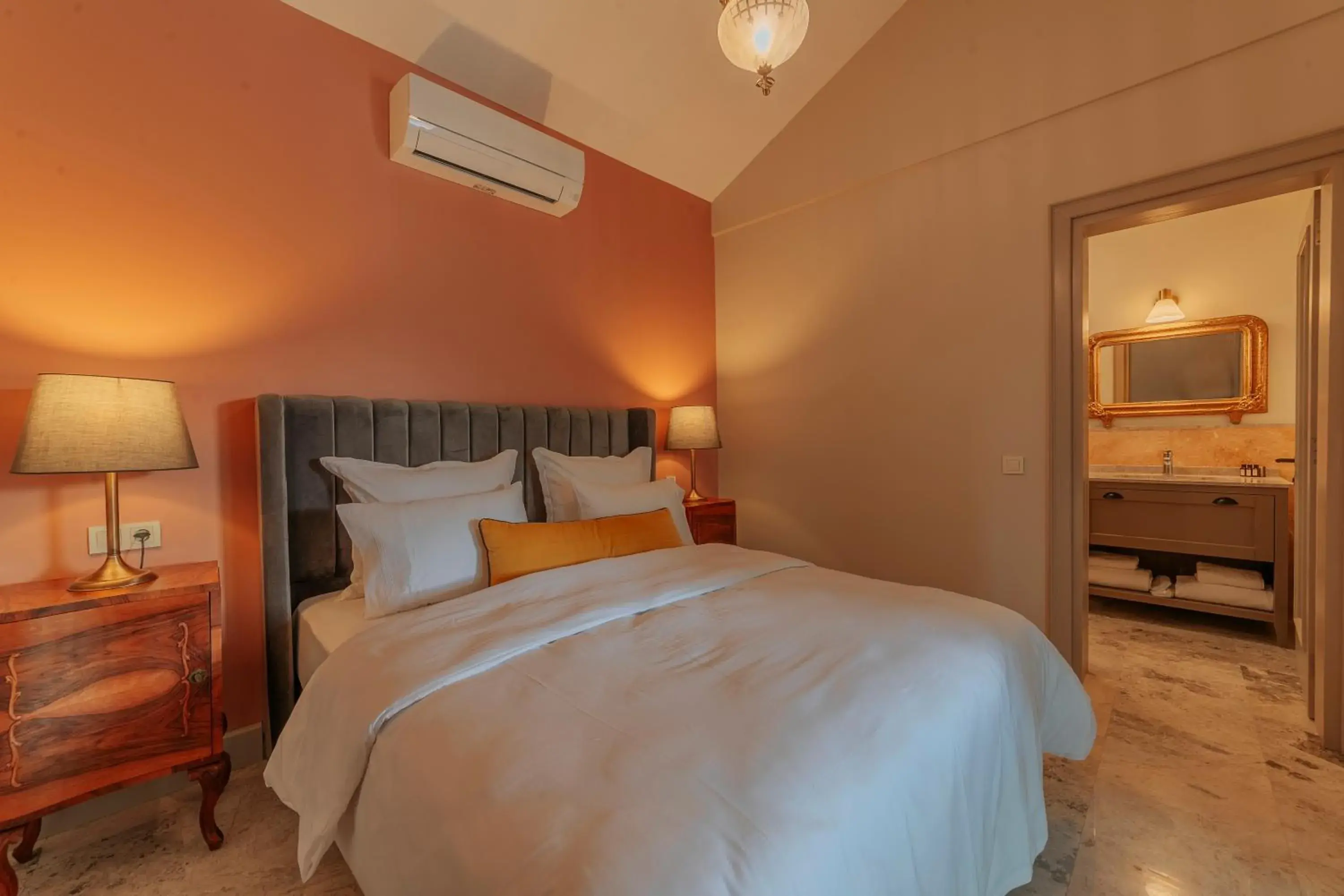 Bed in ODAM OTEL Bed in ODAM OTEL