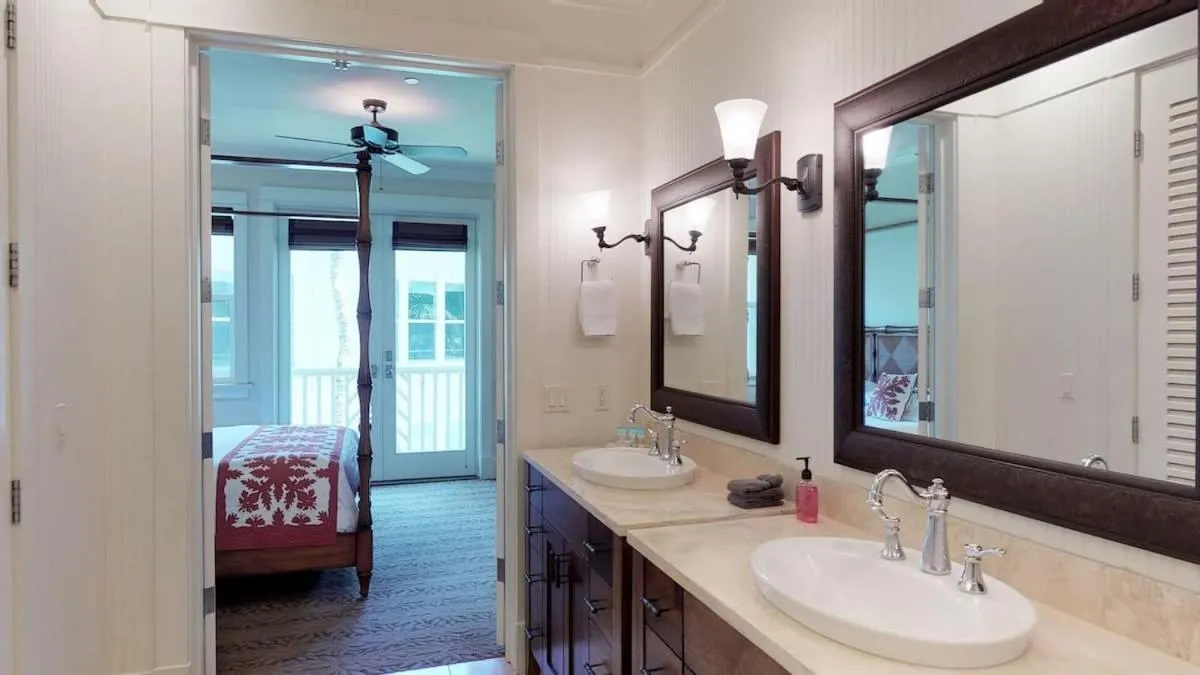 Fabulous Villa Sleeps 6 Short Walk To Poipu Brennecke and Shipwreck Beach