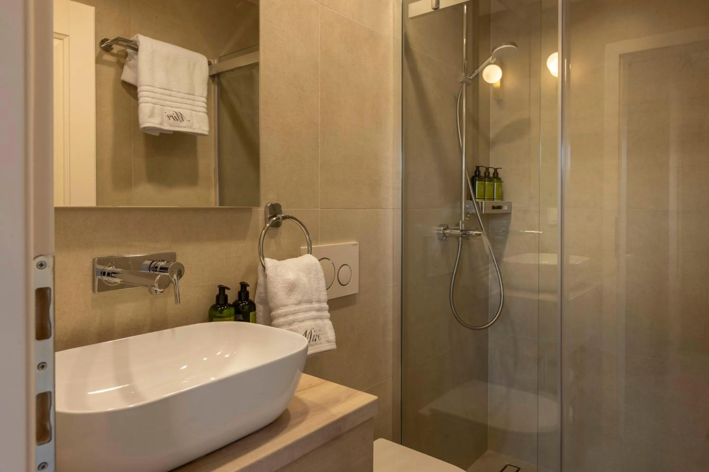 Shower in Villa Miri, Heritage Superior Villa with Swimming Pool