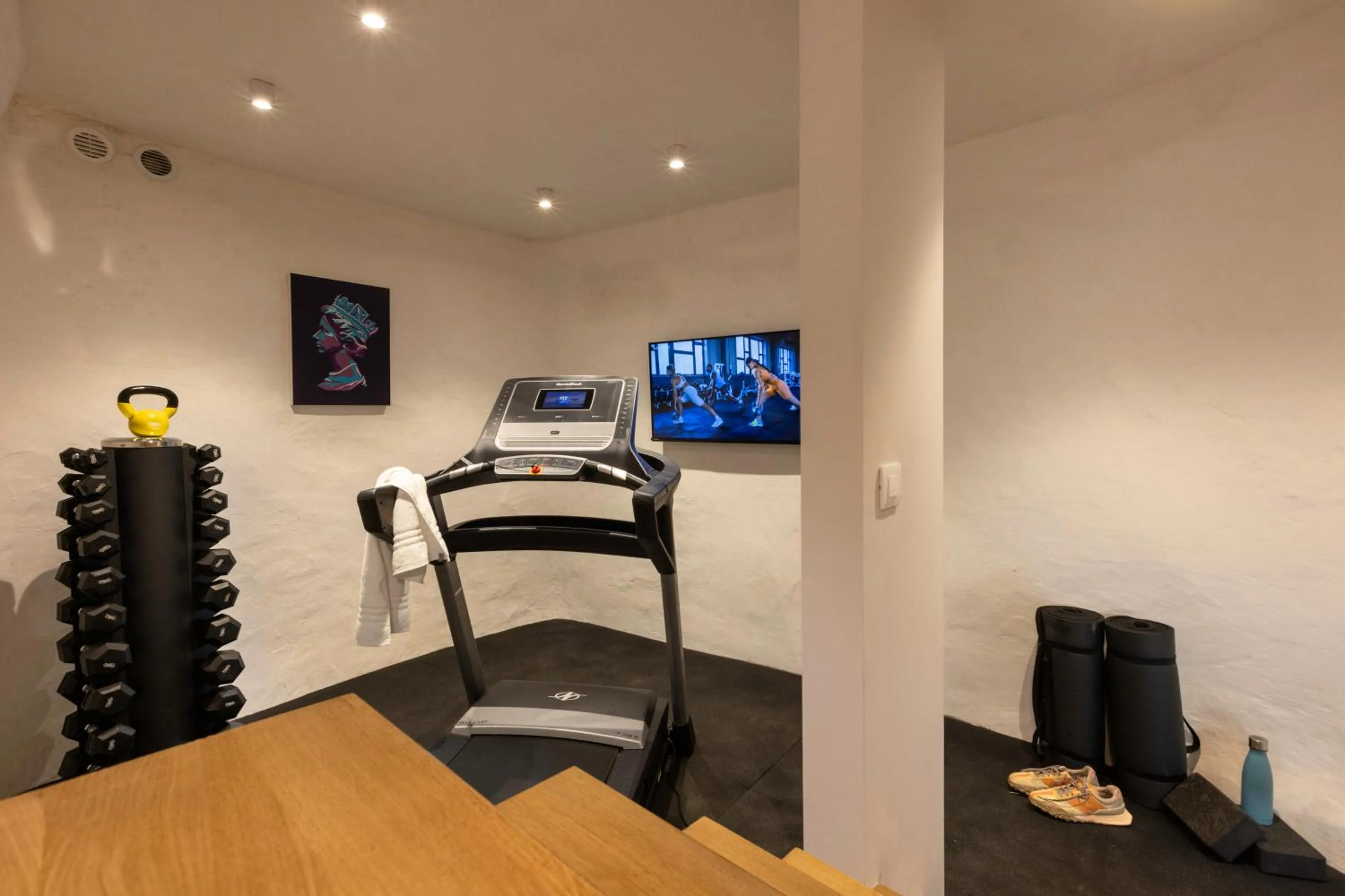 Fitness centre/facilities in Villa Miri, Heritage Superior Villa with Swimming Pool