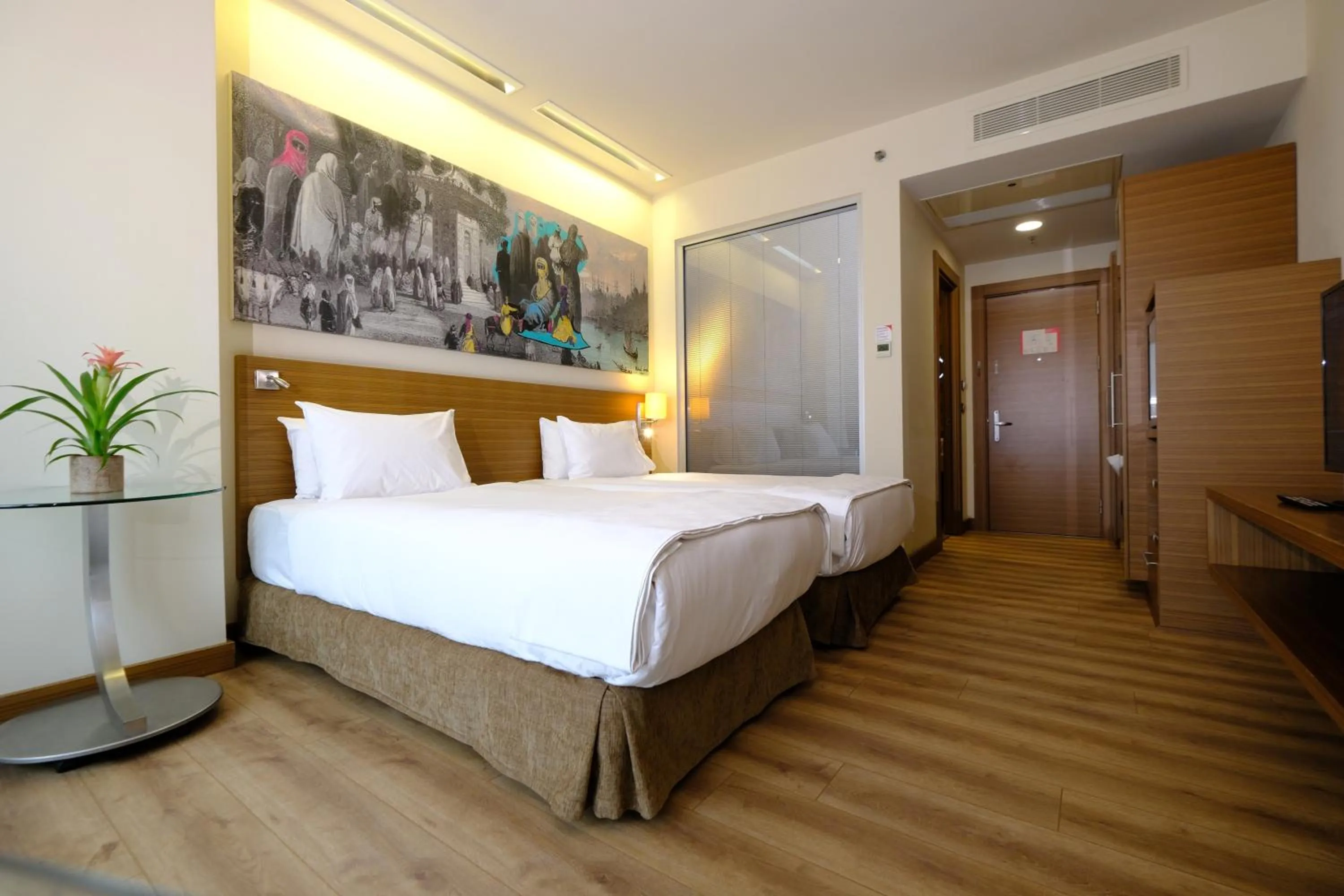 Bedroom, Bed in Gorrion Hotel Istanbul