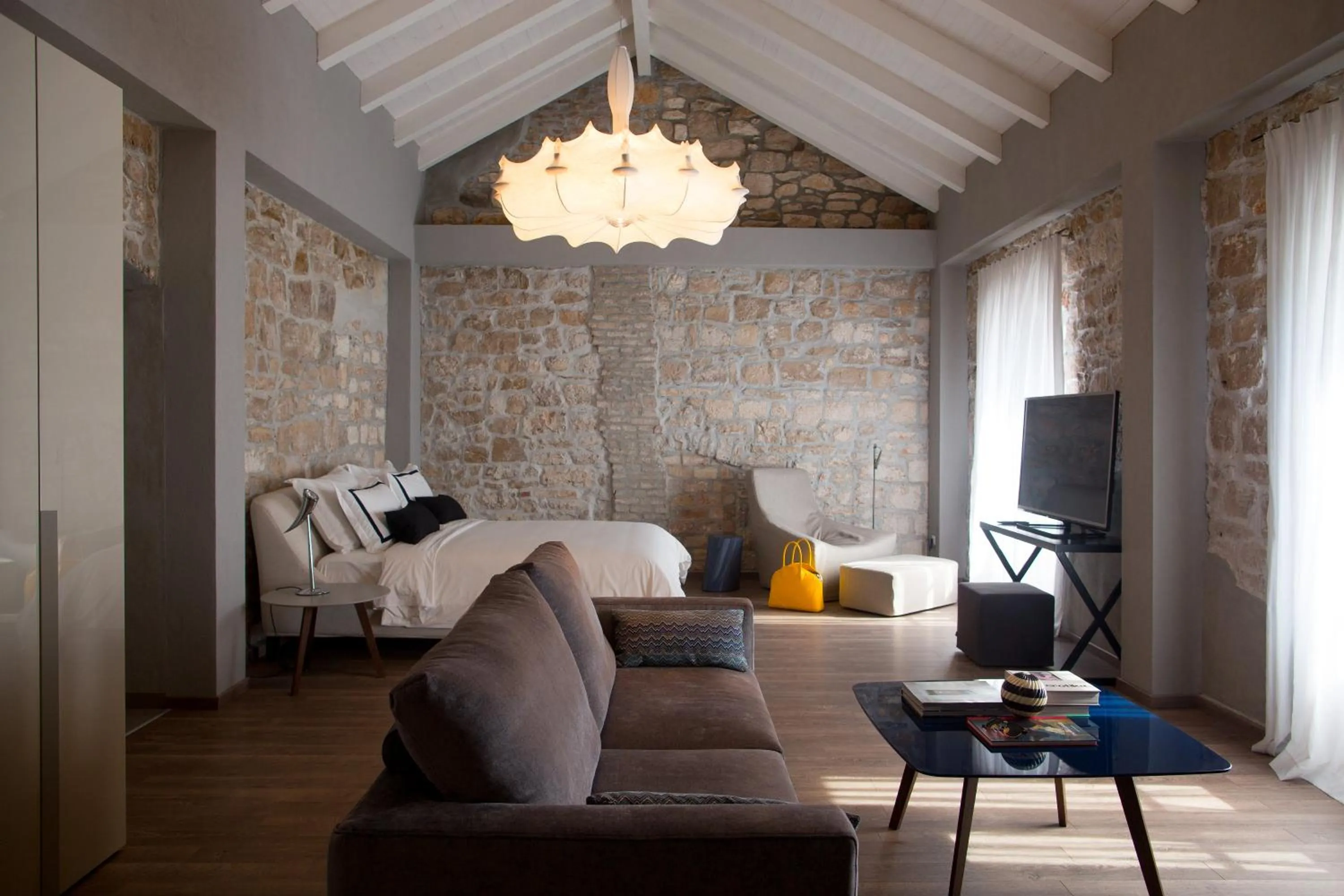 Photo of the whole room in Hotel Osam - Adults Only