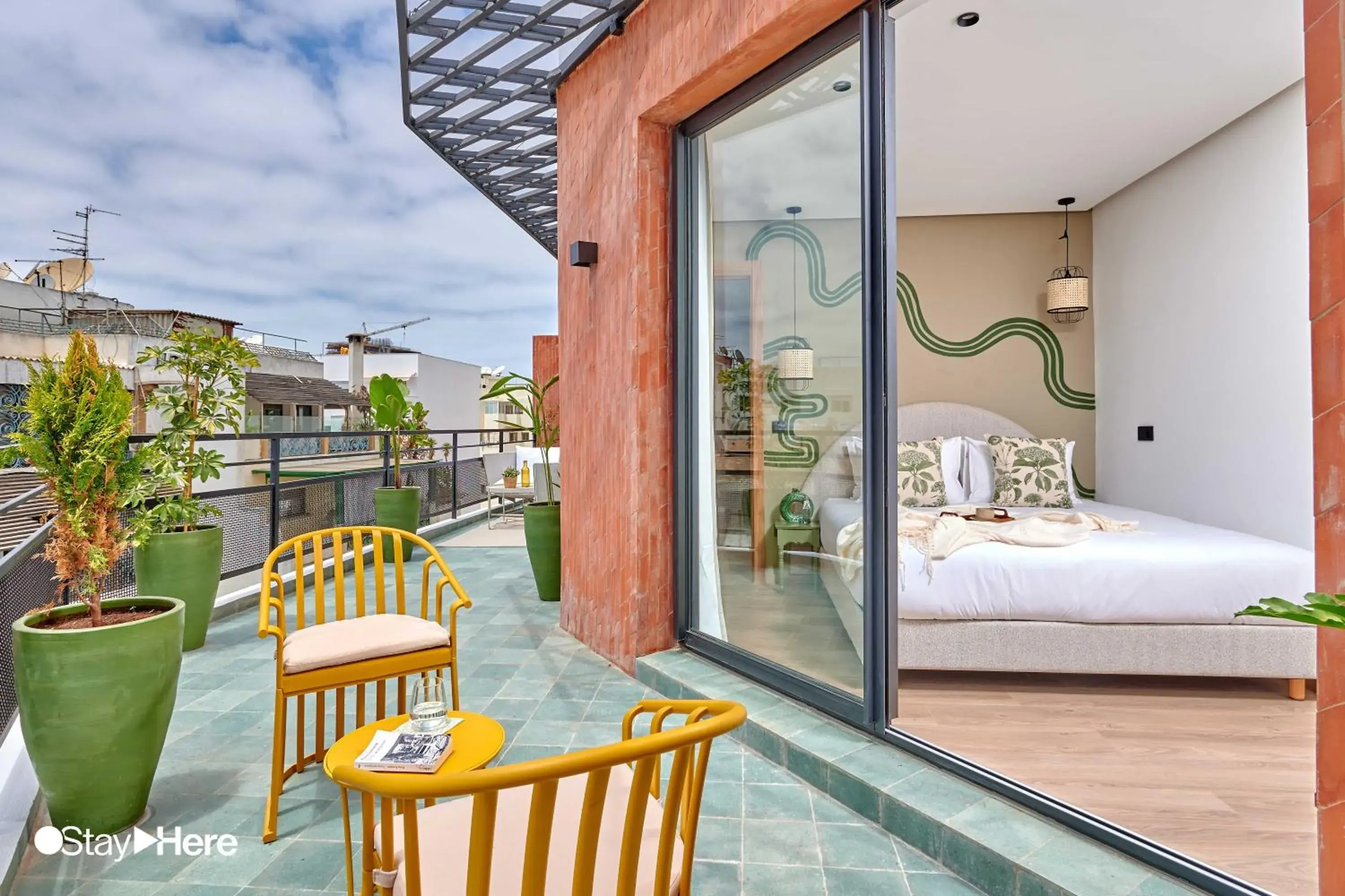 Balcony/Terrace, Bed in Stayhere Casablanca - Maarif - Elite Residence Balcony/Terrace, Bed in Stayhere Casablanca - Maarif - Elite Residence