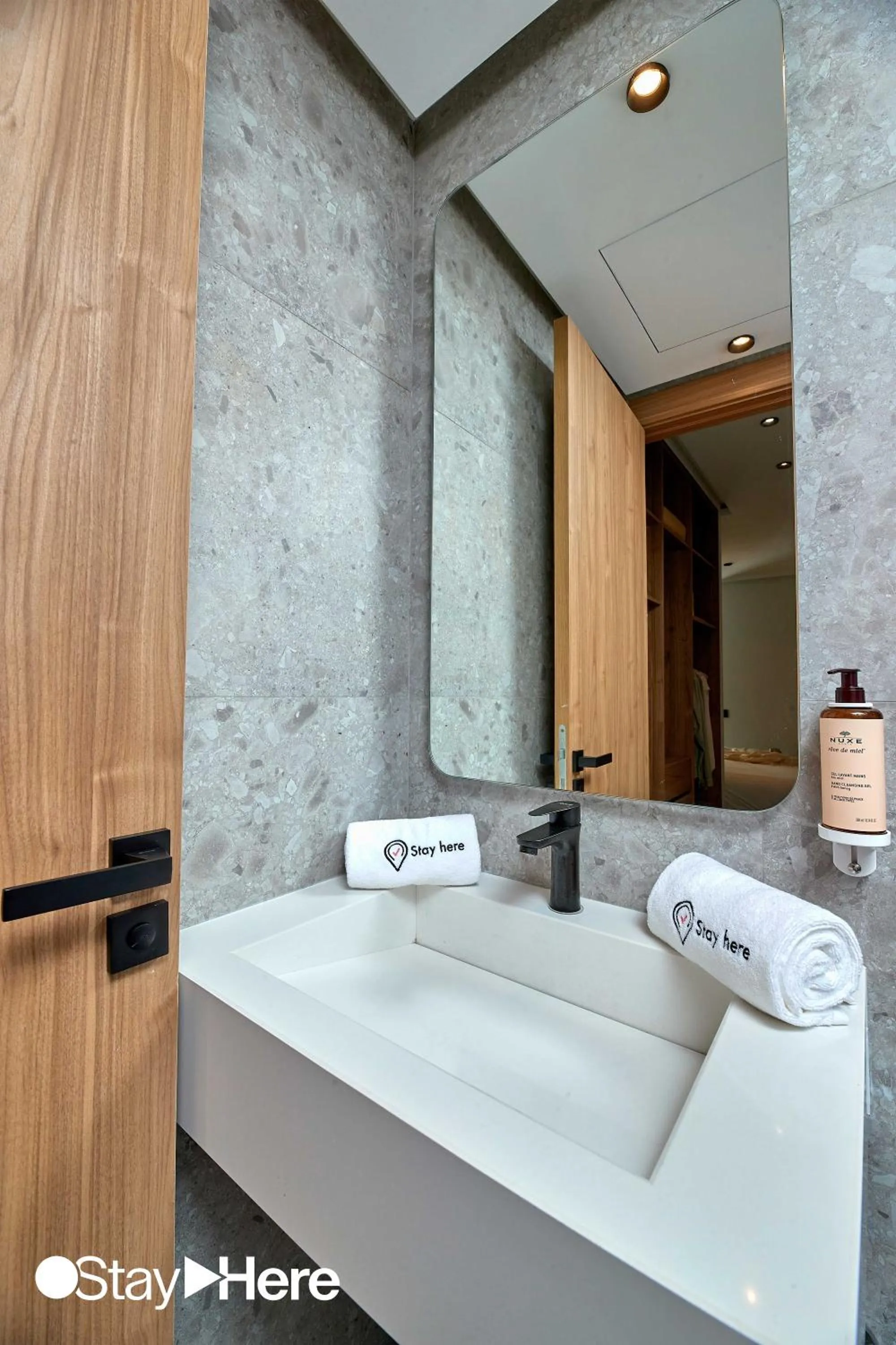 Bathroom, Bed in Stayhere Casablanca - Maarif - Elite Residence