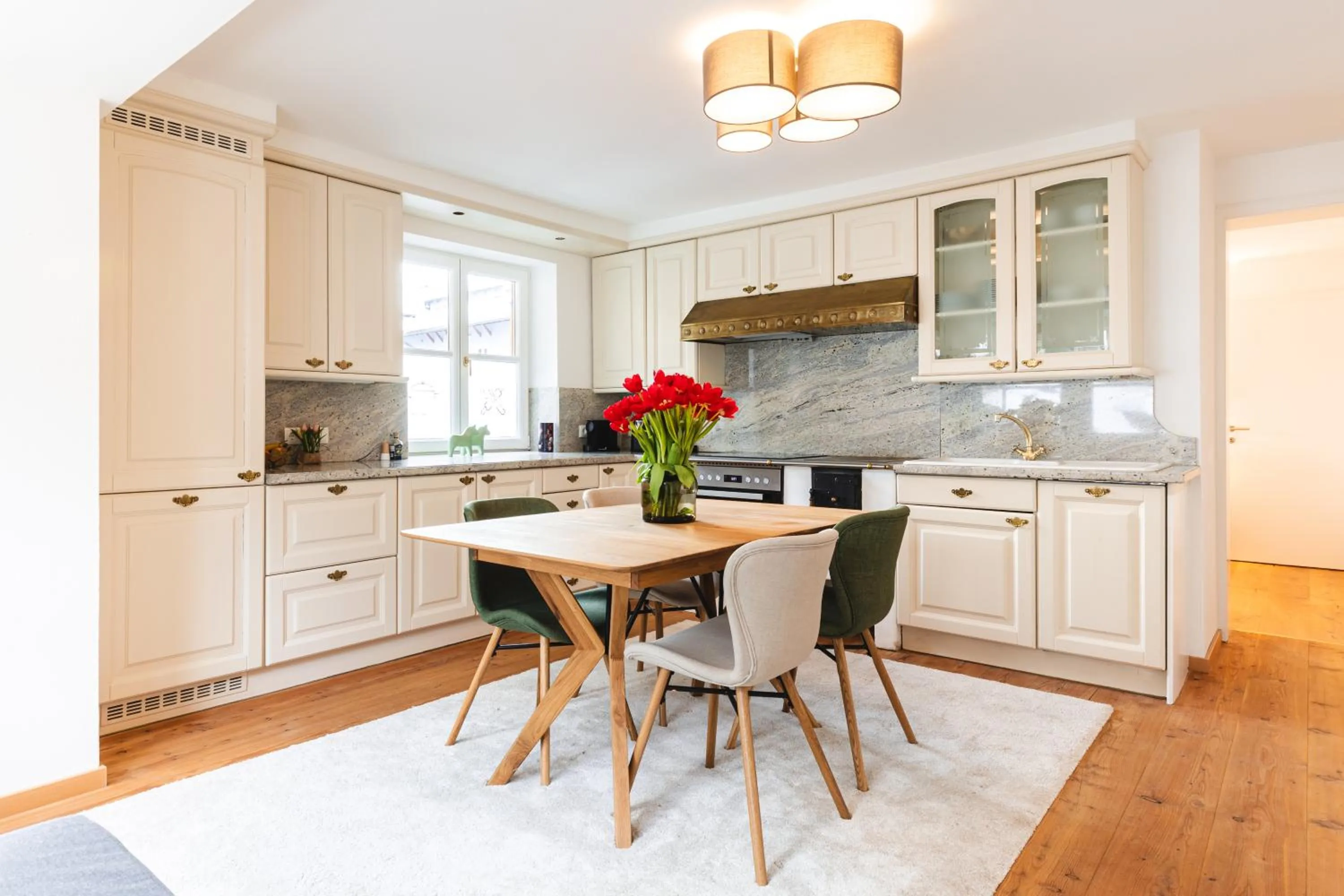 Dining area in Hubertus Boutiquehotel Filzmoos