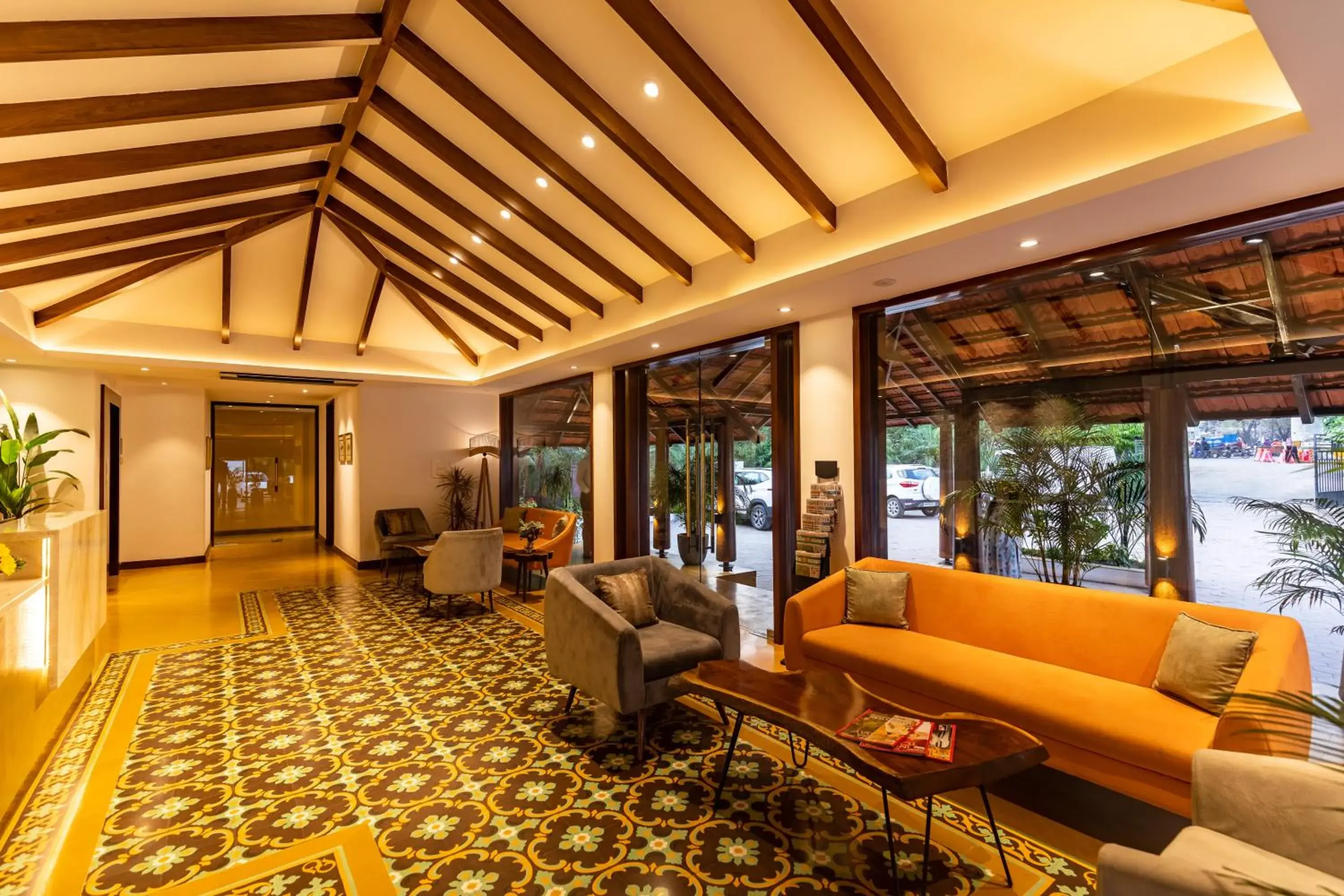 Lobby or reception in Kwality's Motel Shiraz Lobby or reception in Kwality's Motel Shiraz