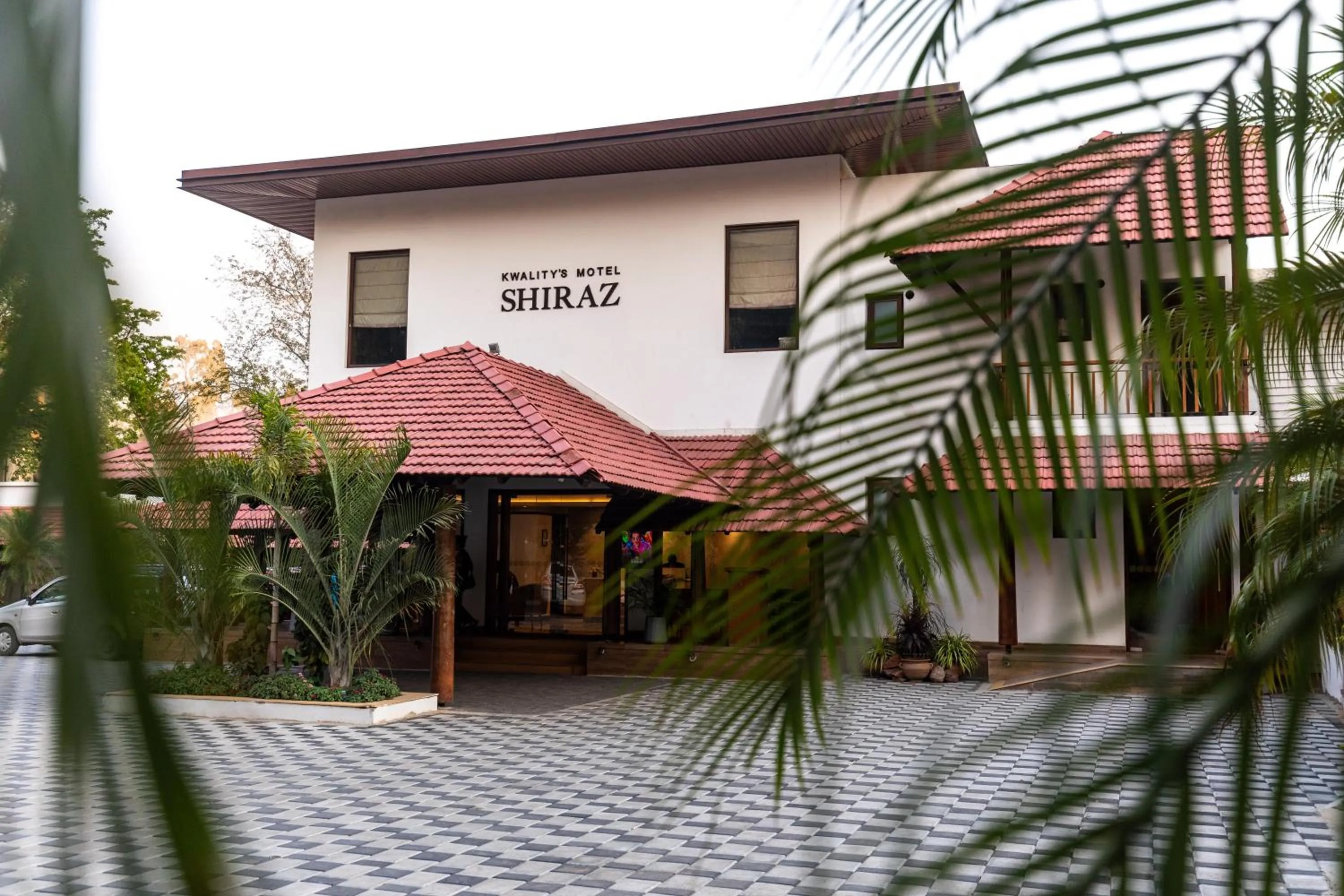 Garden view in Kwality's Motel Shiraz