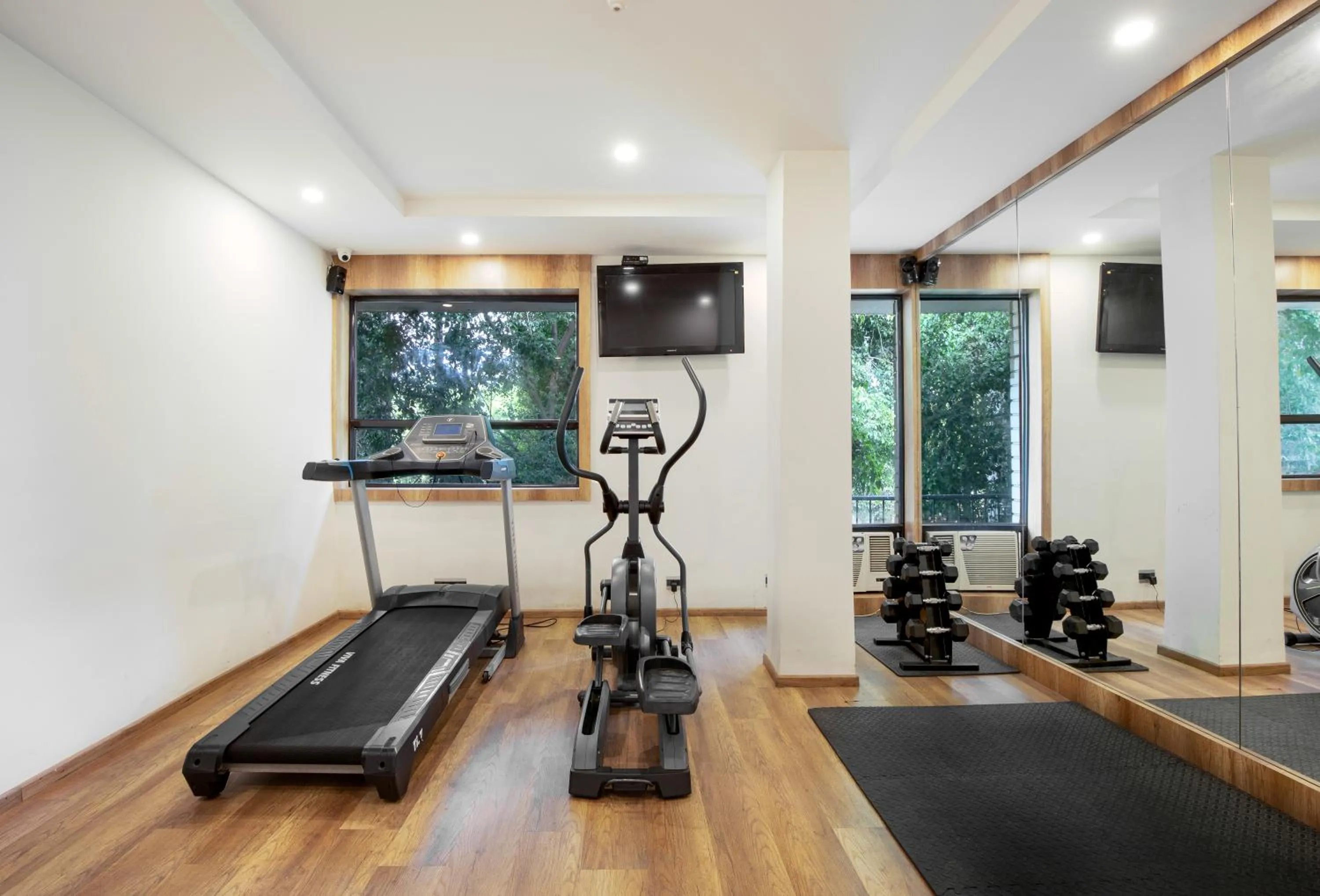 Fitness centre/facilities in Kwality's Motel Shiraz