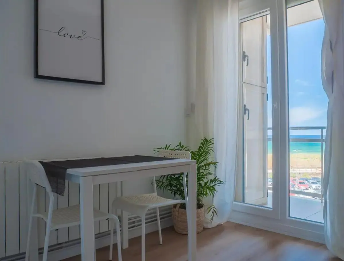 Natural landscape in La Arena Apartamentos Zierbena