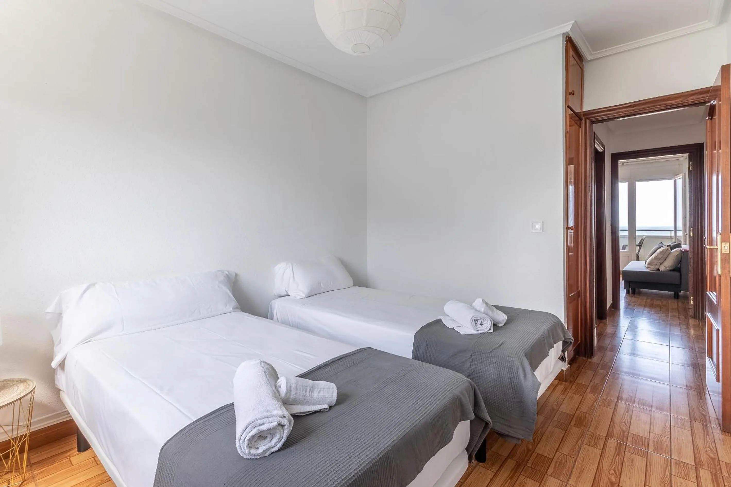 Bed in La Arena Apartamentos Zierbena