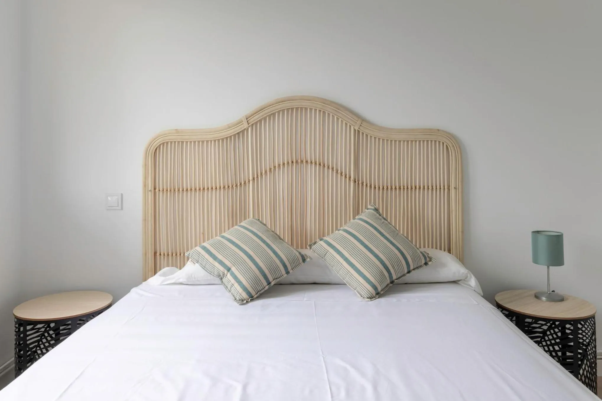 Bed in La Arena Apartamentos Zierbena