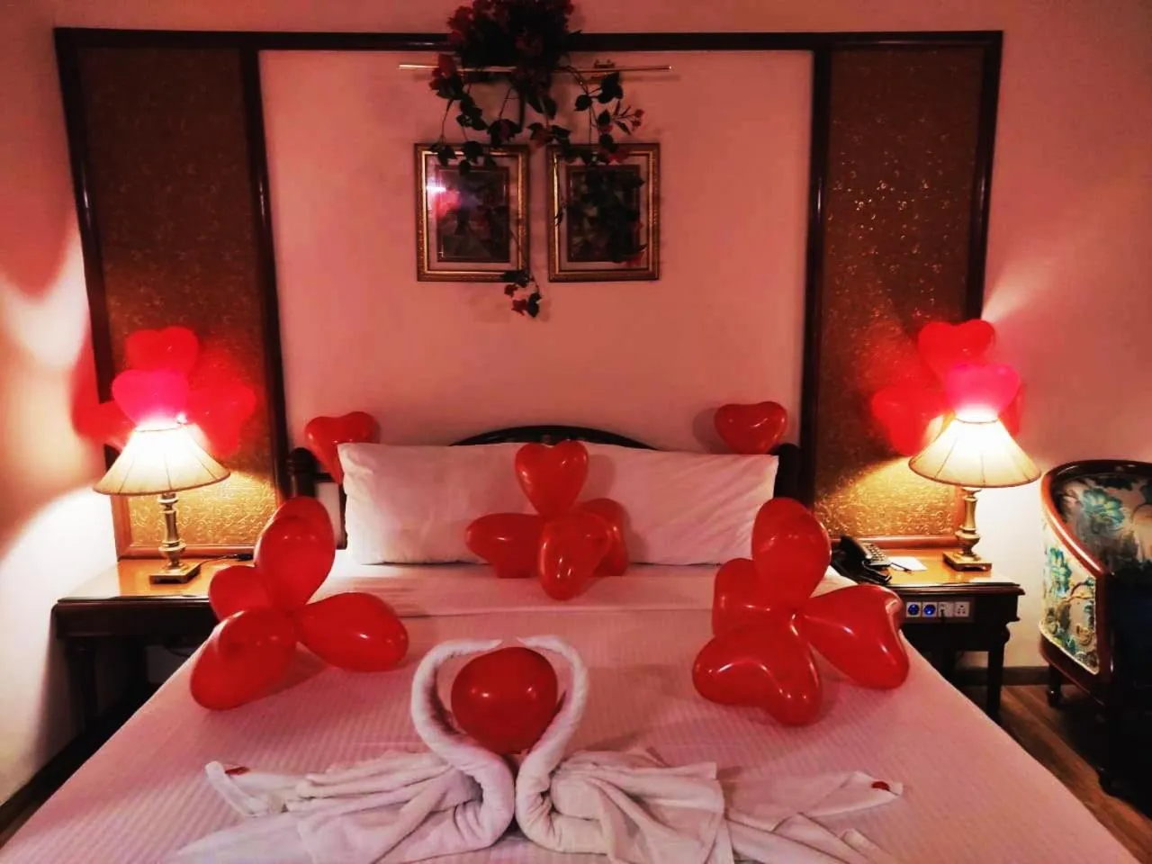 Bedroom in Noor-Us-Sabah Palace