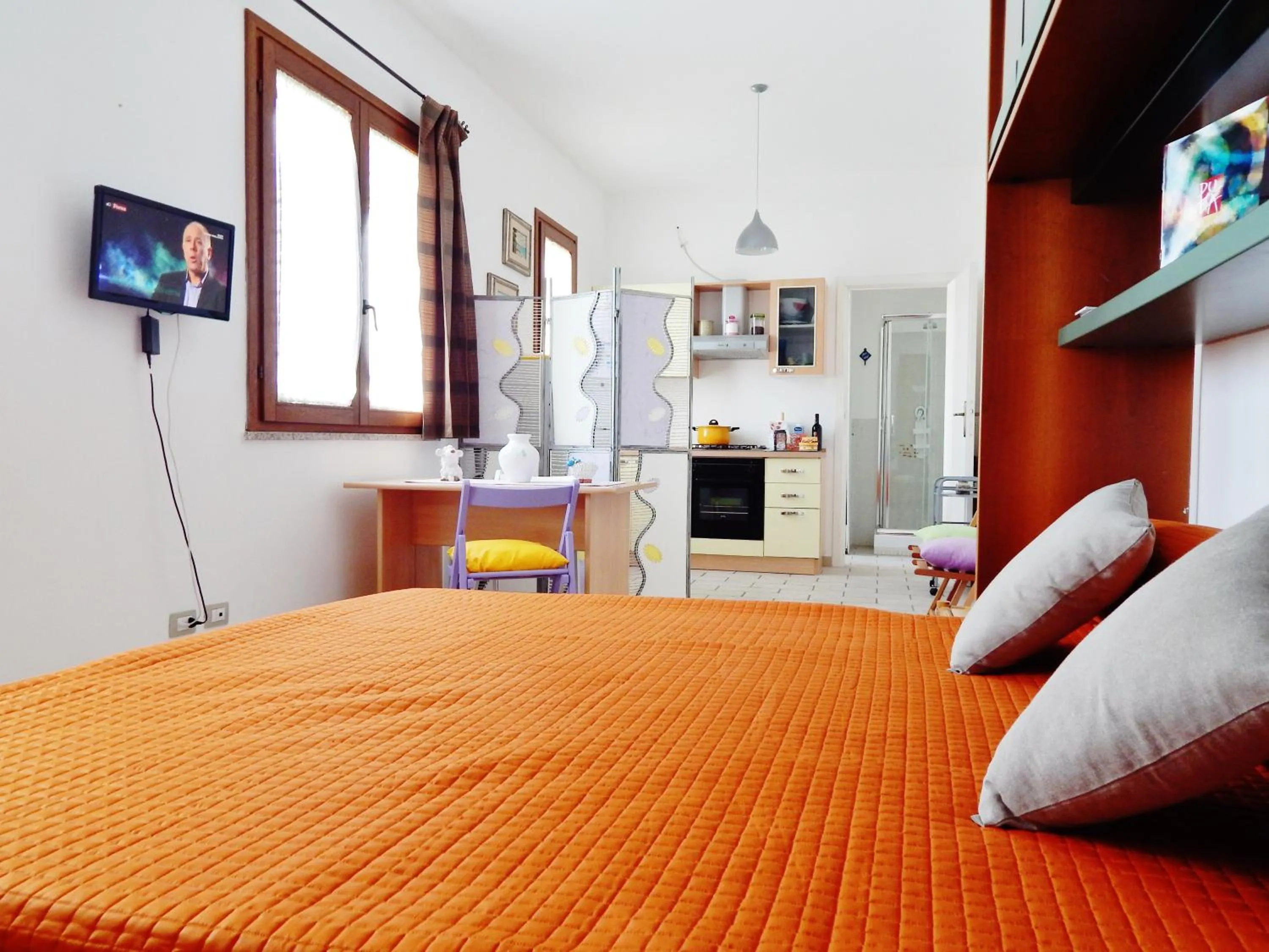 Bed in Lovely Studio in Pula