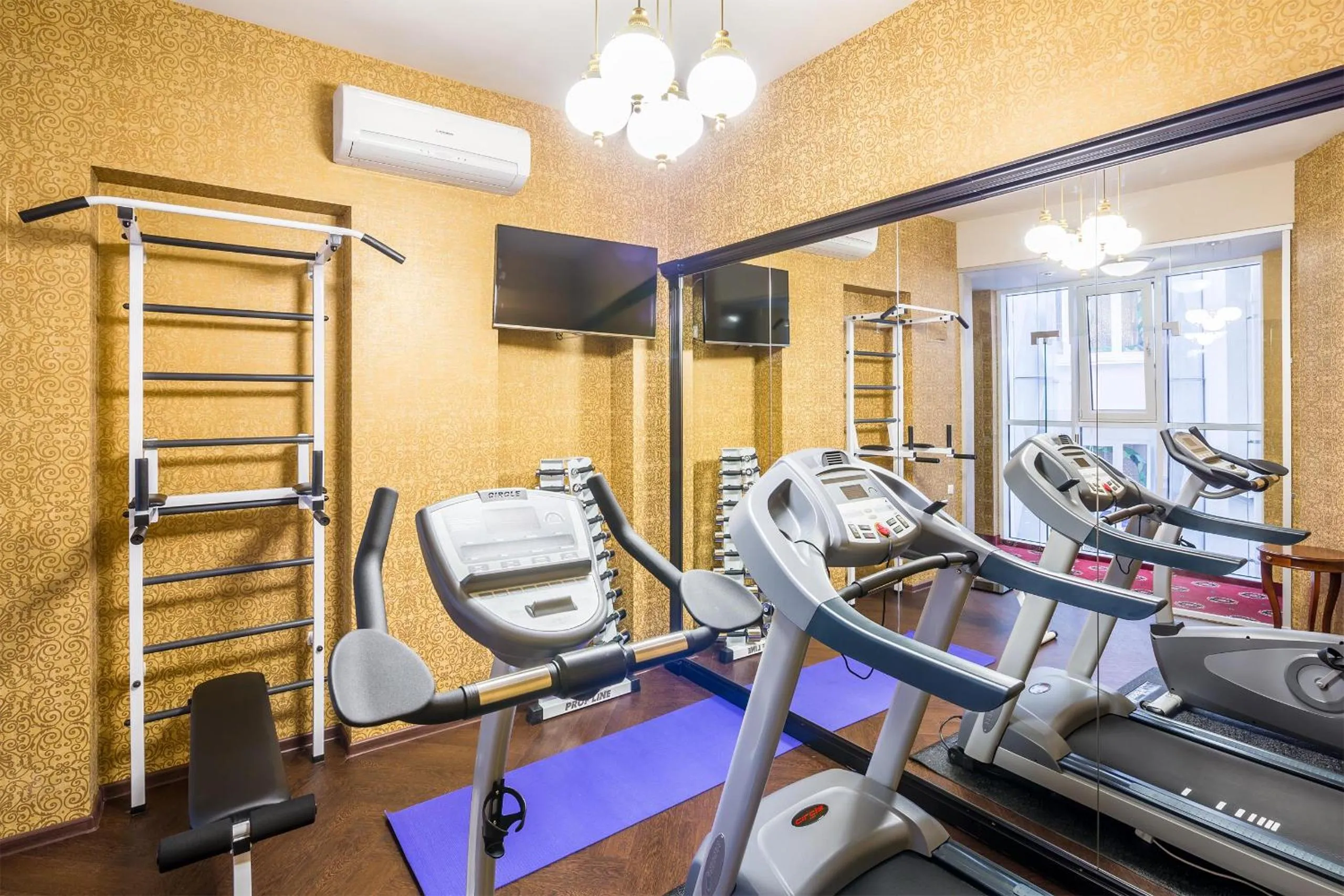 Fitness centre/facilities in Hotel Atlas Deluxe