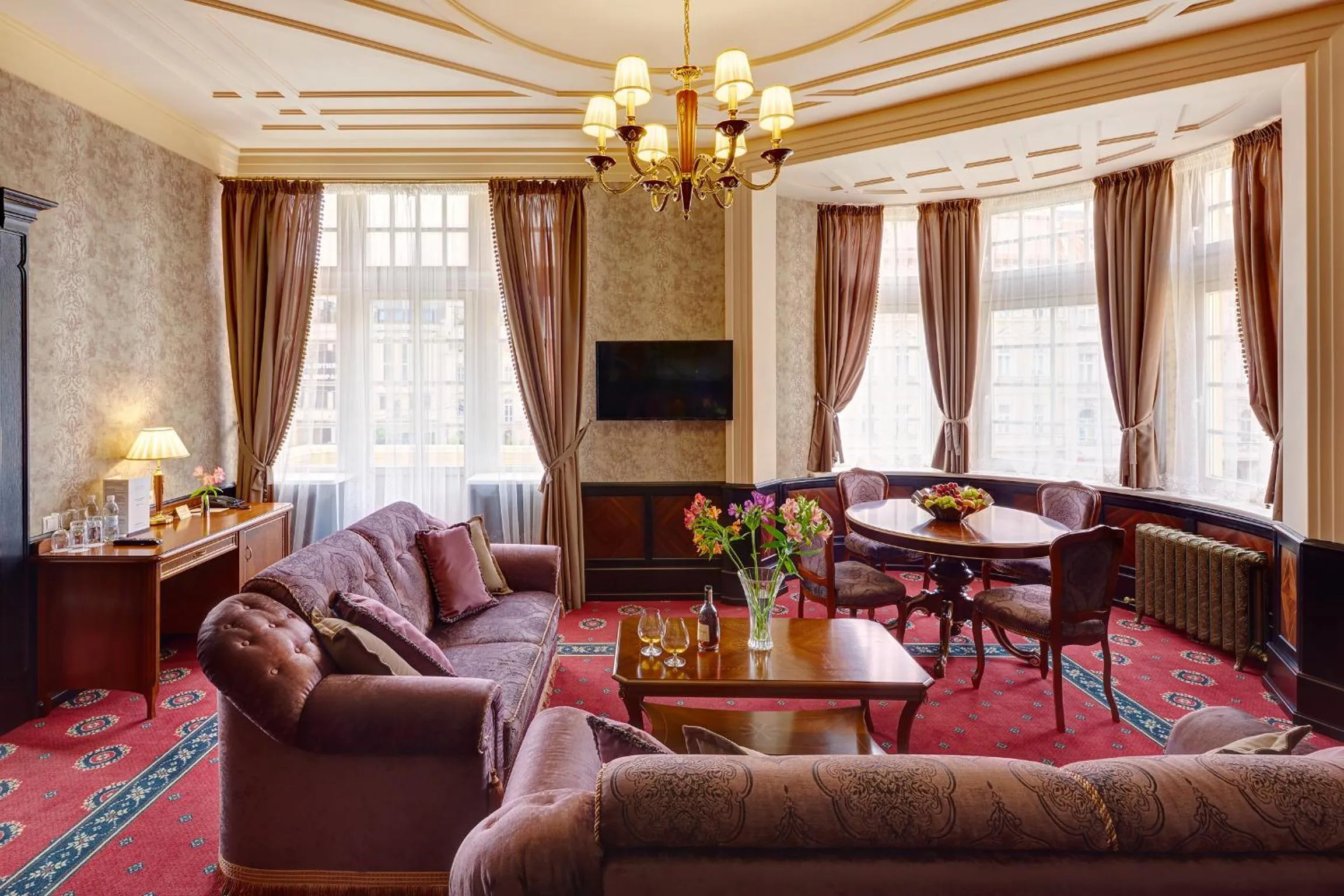 Photo of the whole room in Hotel Atlas Deluxe