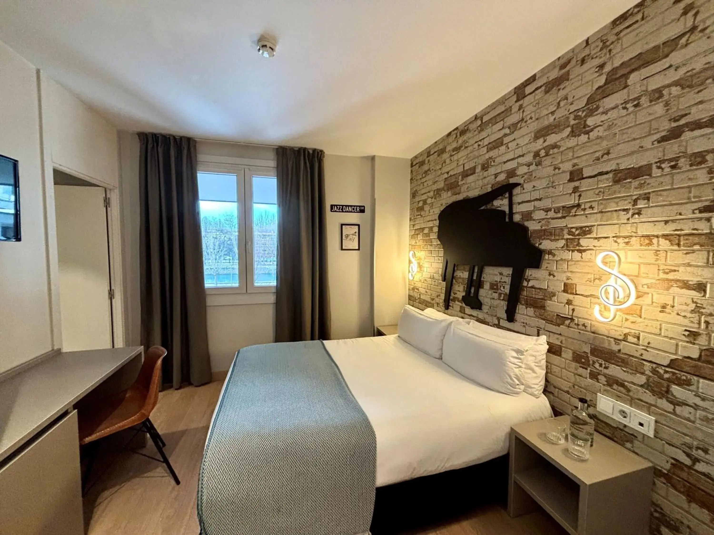 Bed in Casual del Jazz San Sebastián Bed in Casual del Jazz San Sebastián