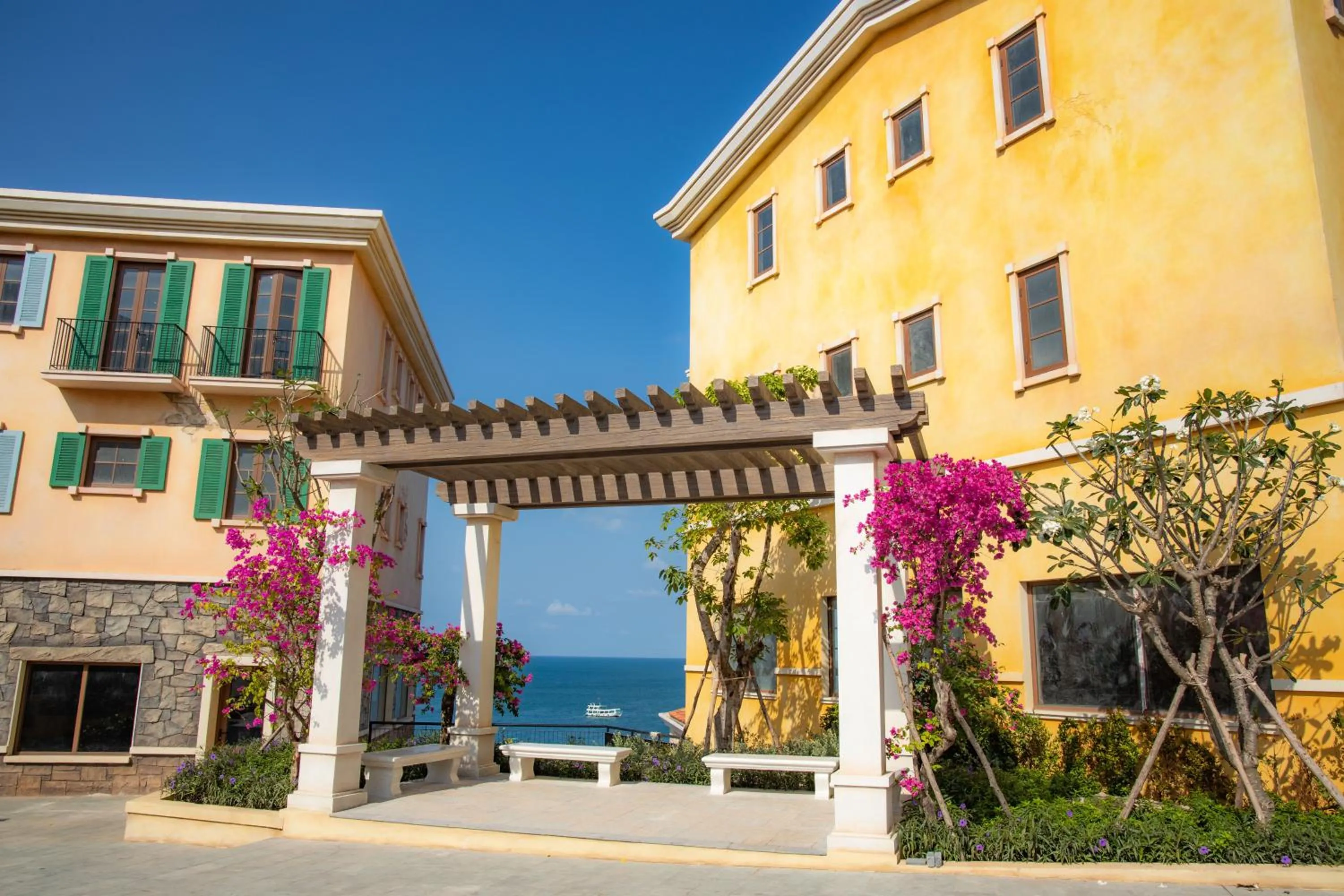 Neighbourhood in SUNSET BAY RETREAT