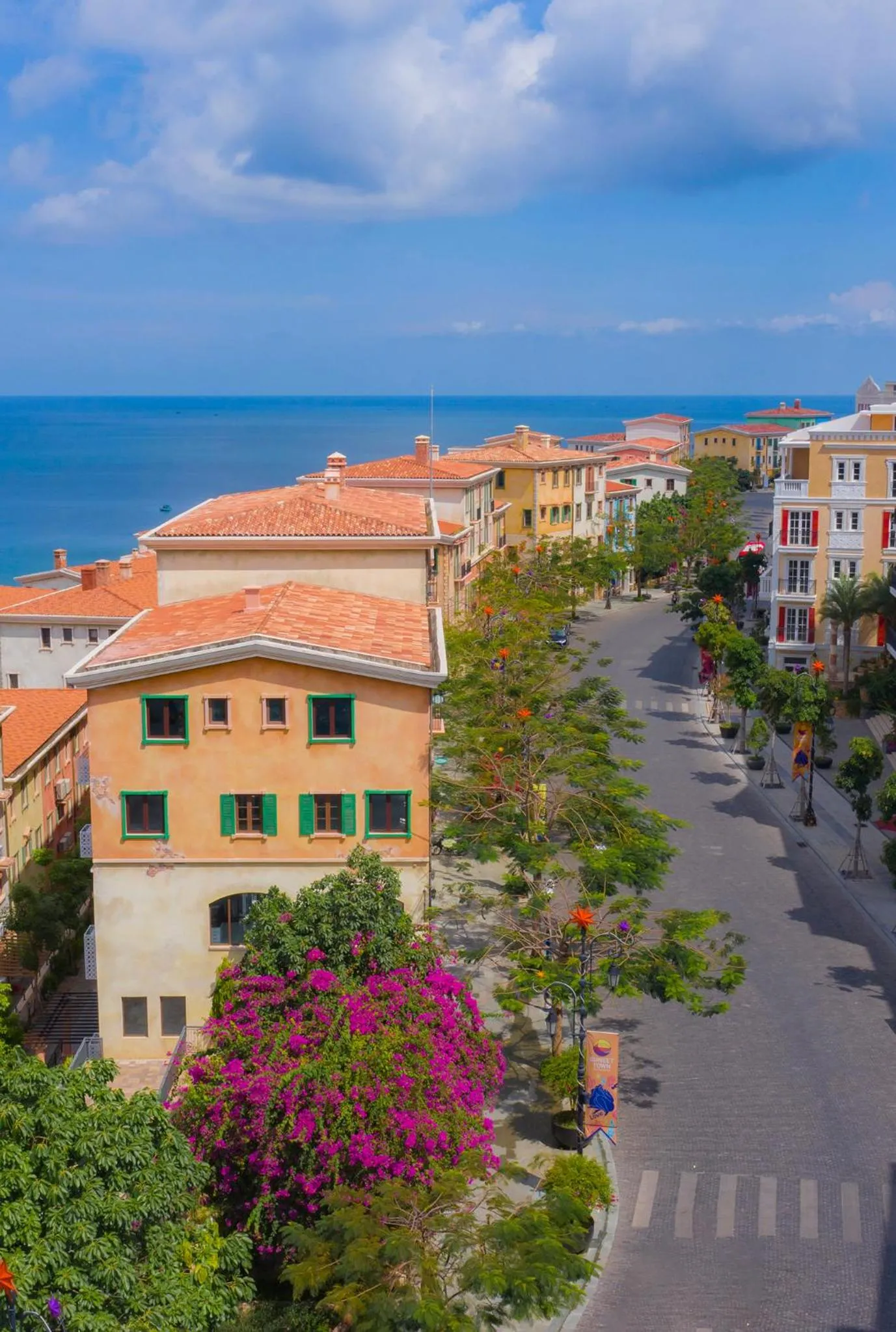 City view in SUNSET BAY RETREAT