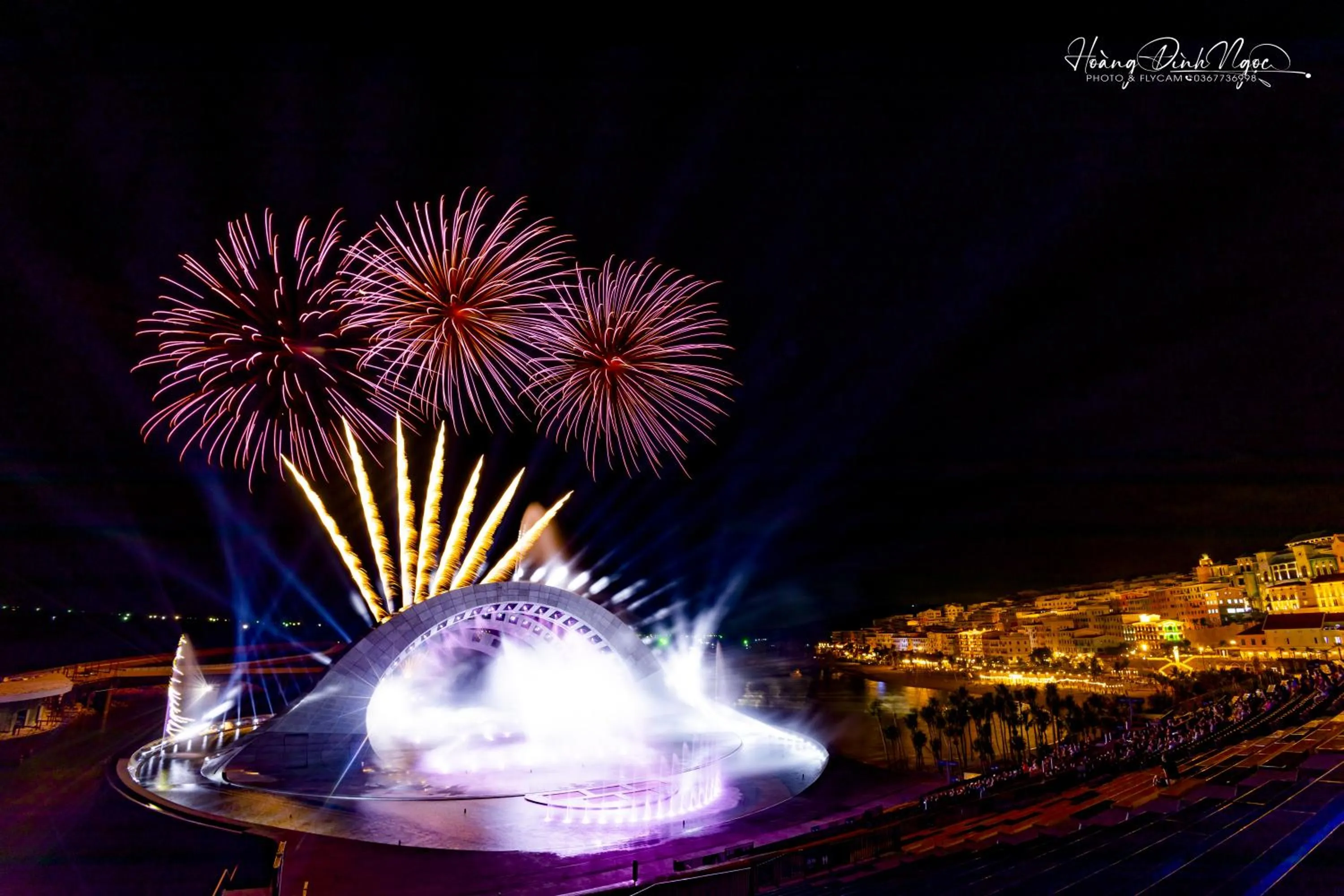 Entertainment in SUNSET BAY RETREAT