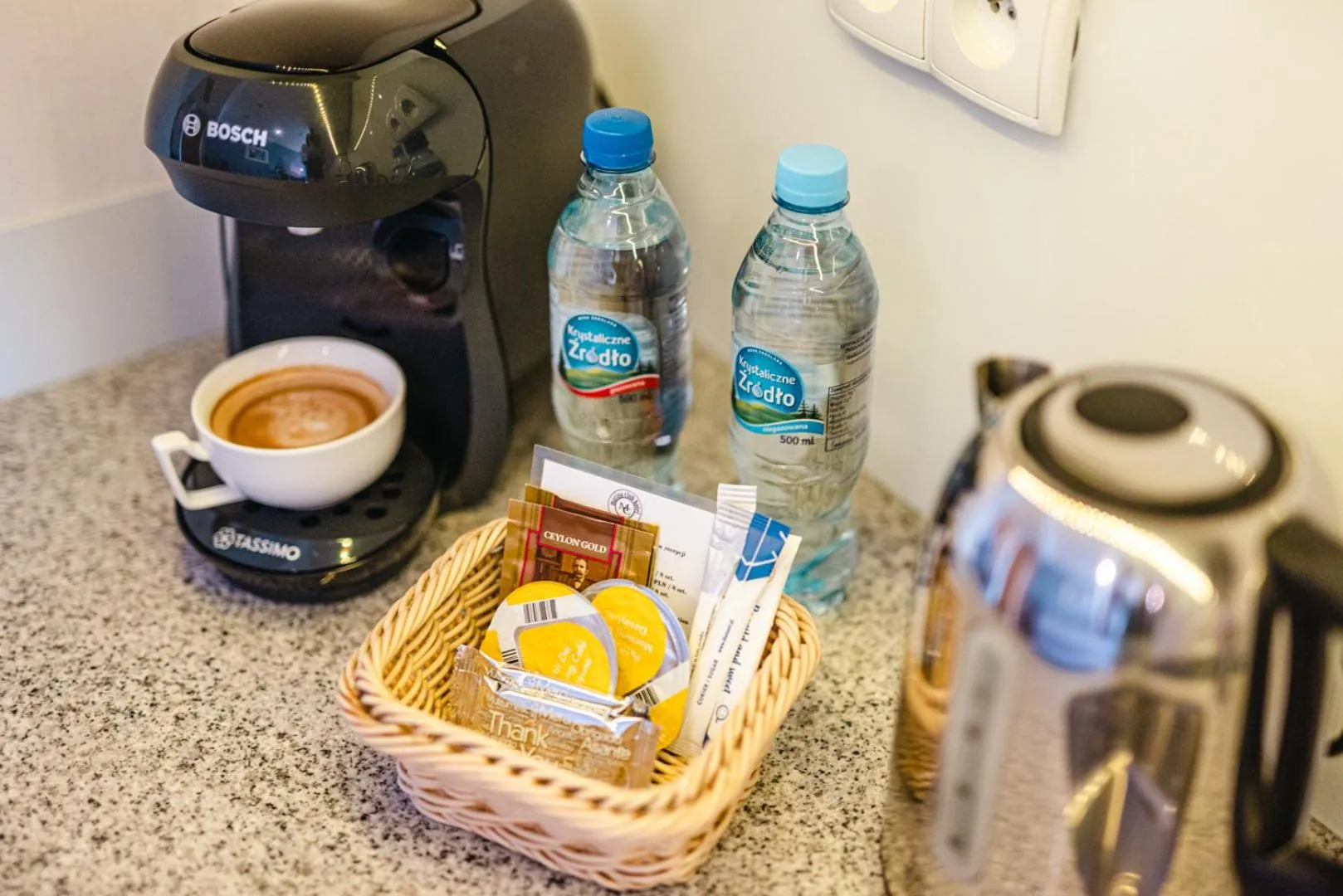 Coffee/tea facilities in Hotel Marina Club Old Town View