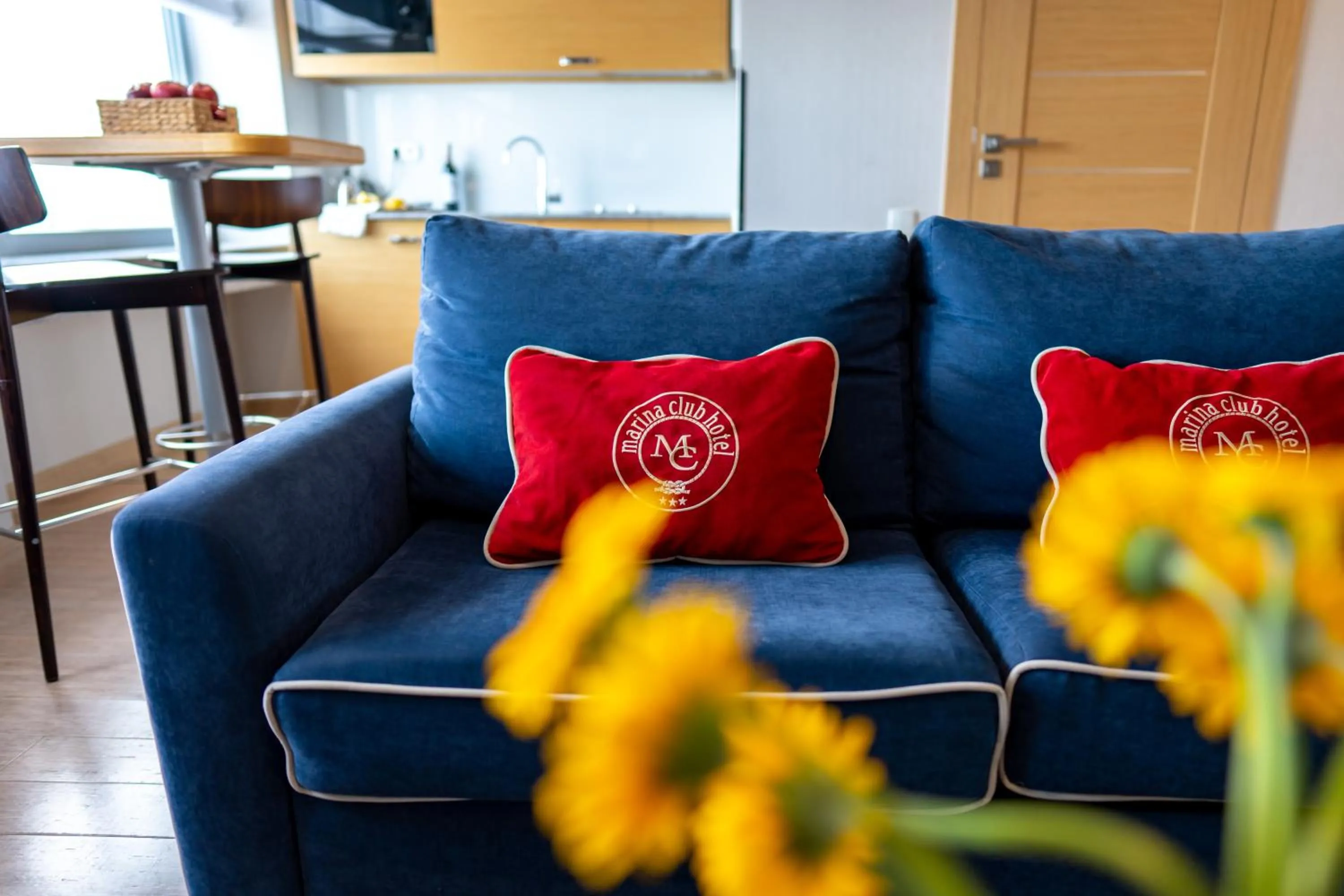 Seating area in Hotel Marina Club Old Town View