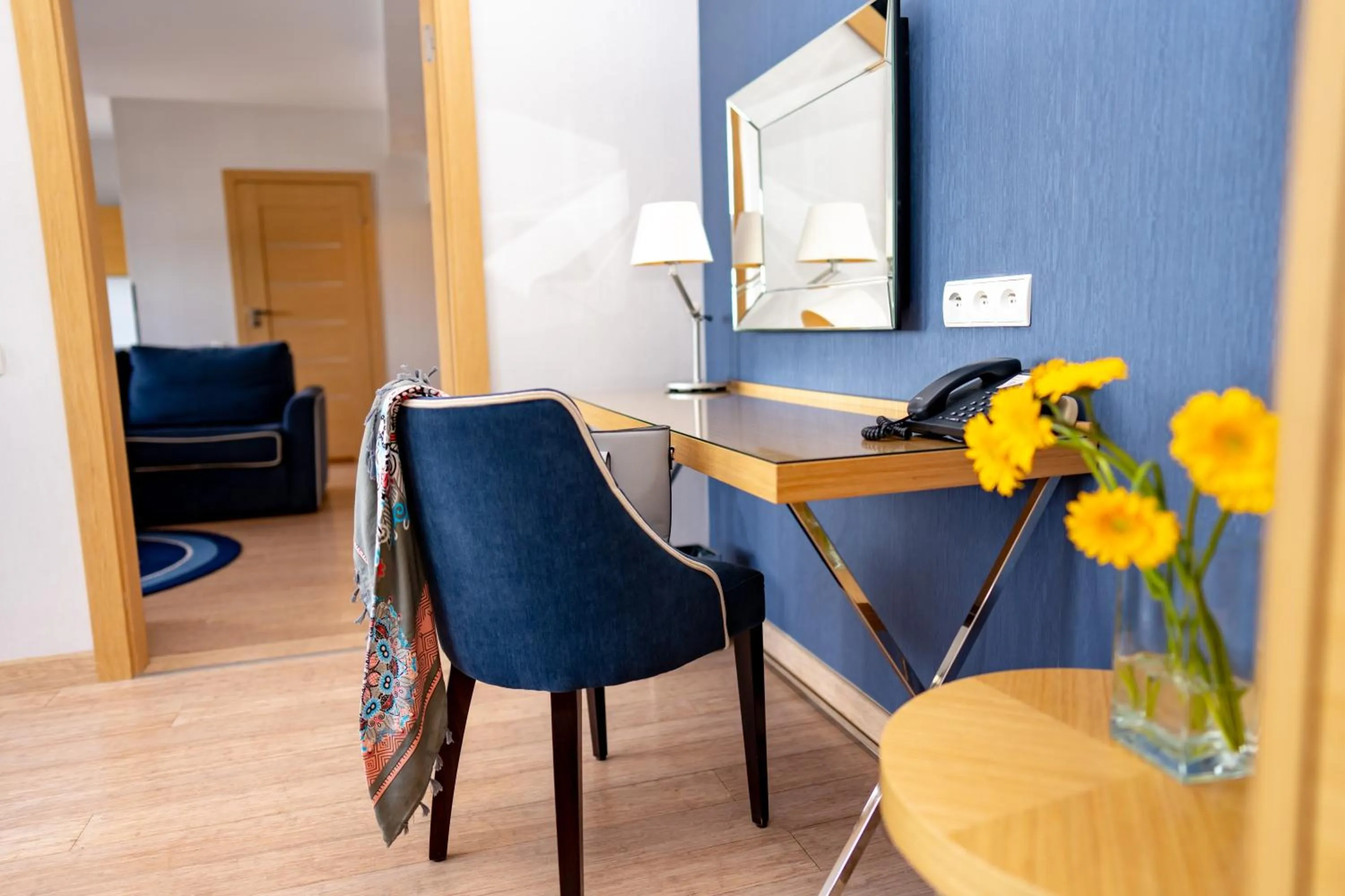 Living room in Hotel Marina Club Old Town View