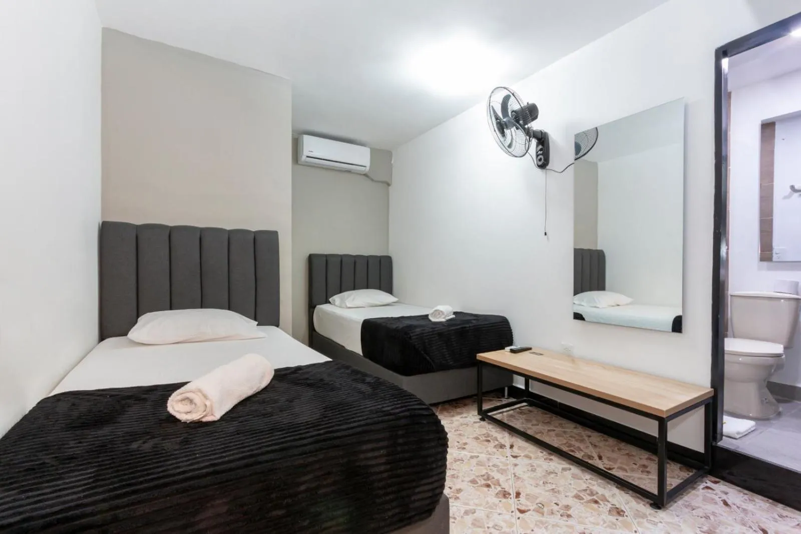 Bed in Hotel De León Estadio