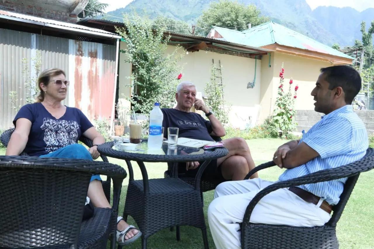 Garden in THE JAMAWAR