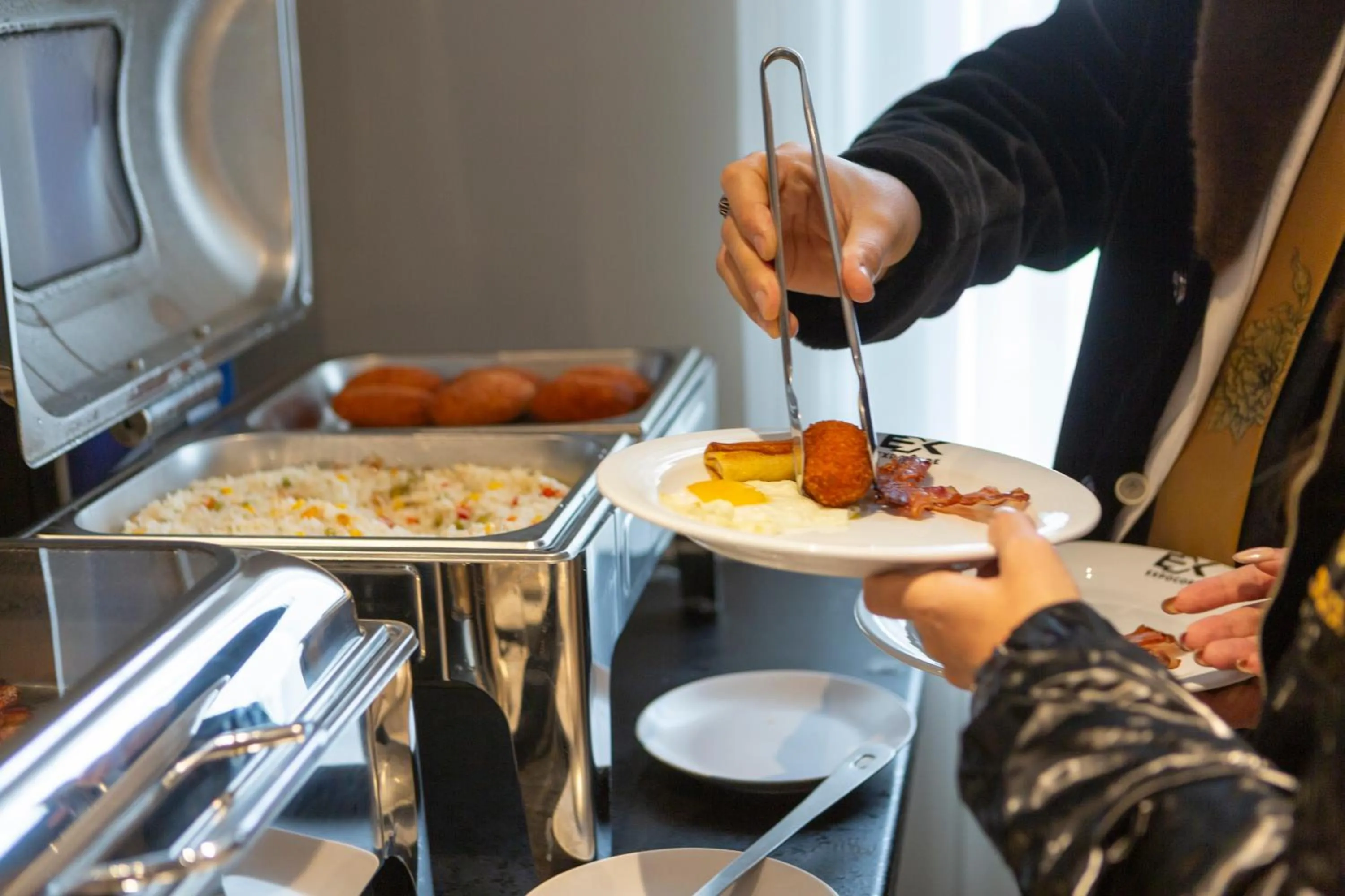 Food and drinks in Expocore Hotel