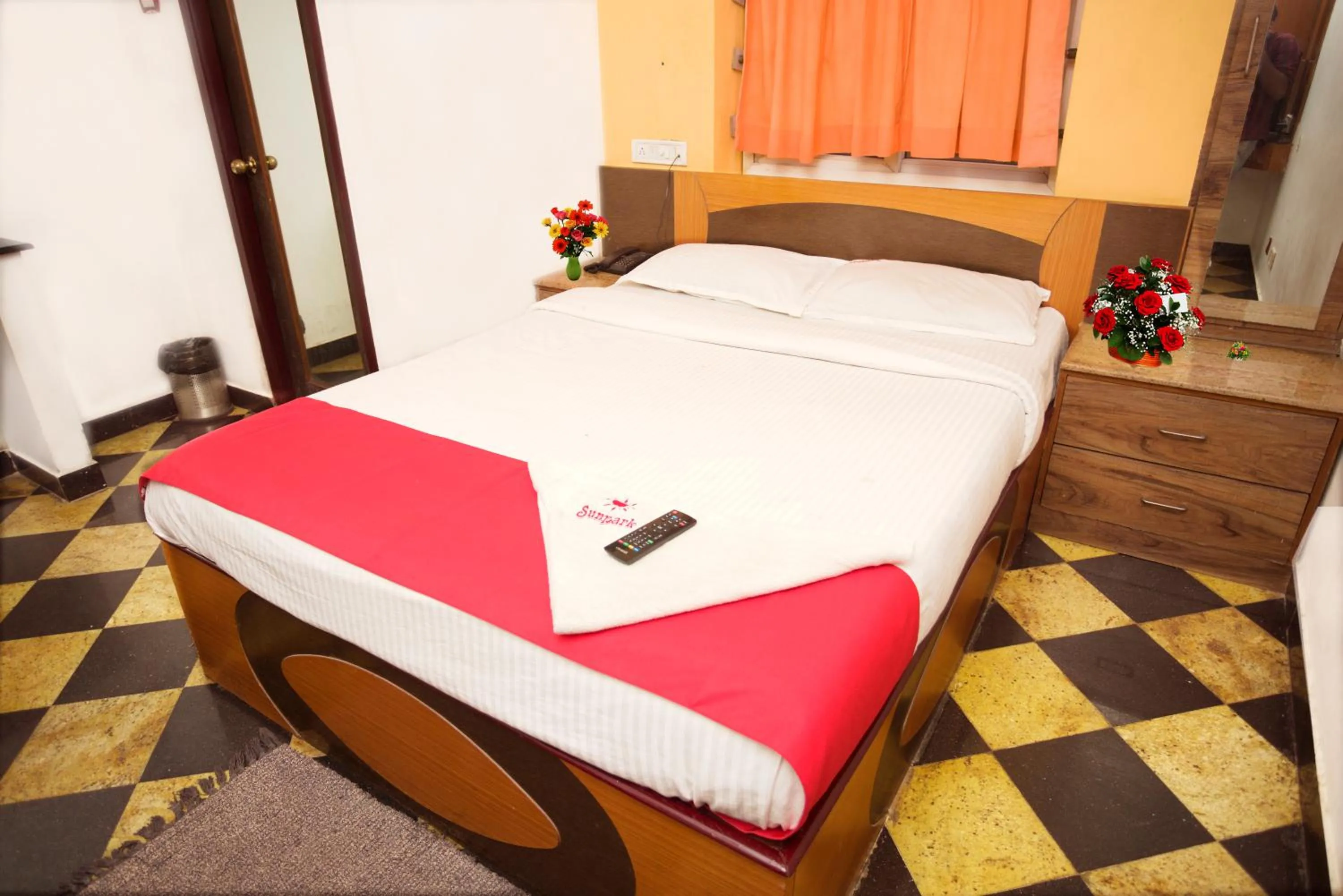 Bedroom, Bed in Hotel Sunpark Inn