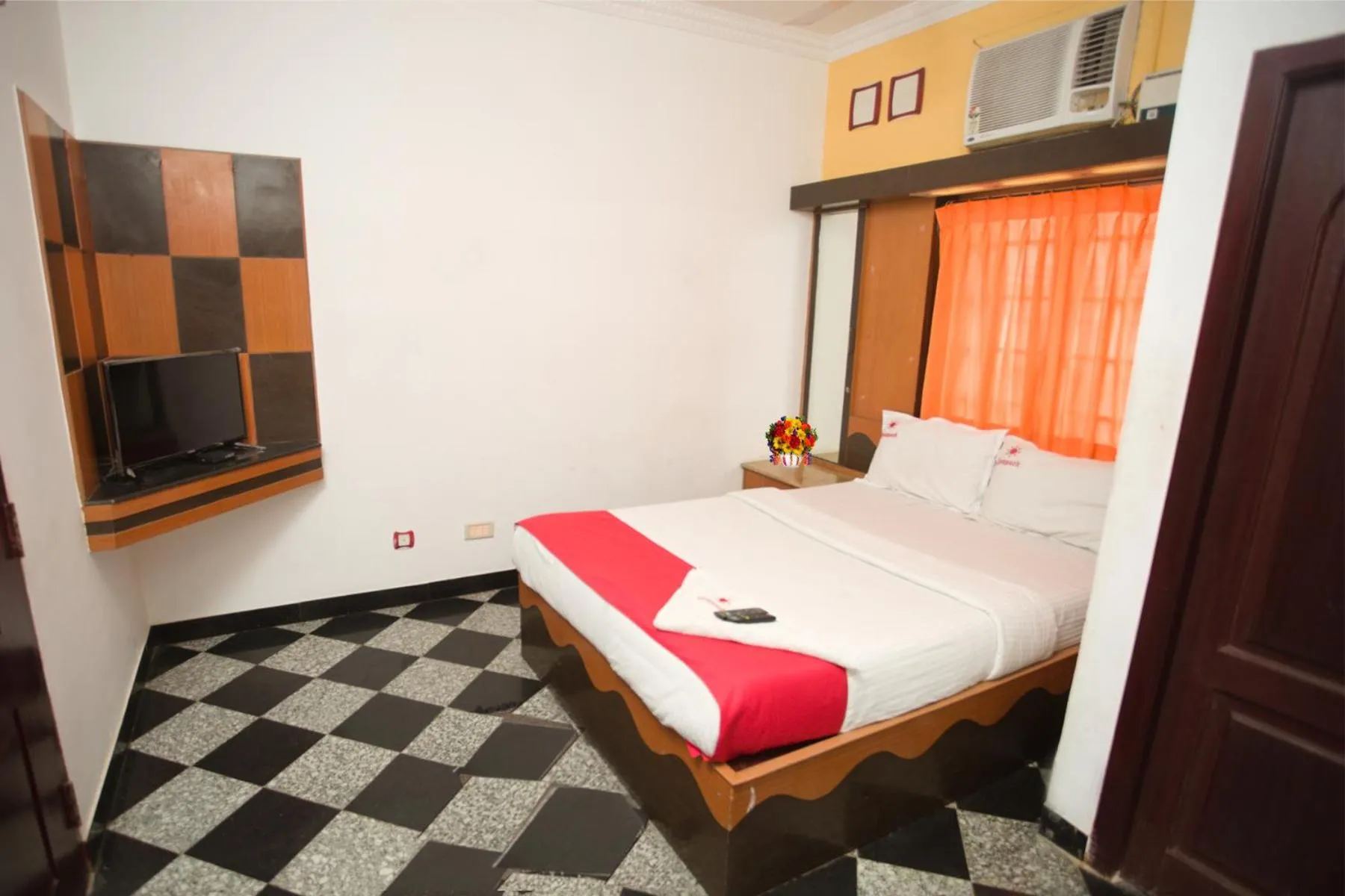 Bedroom, Bed in Hotel Sunpark Inn