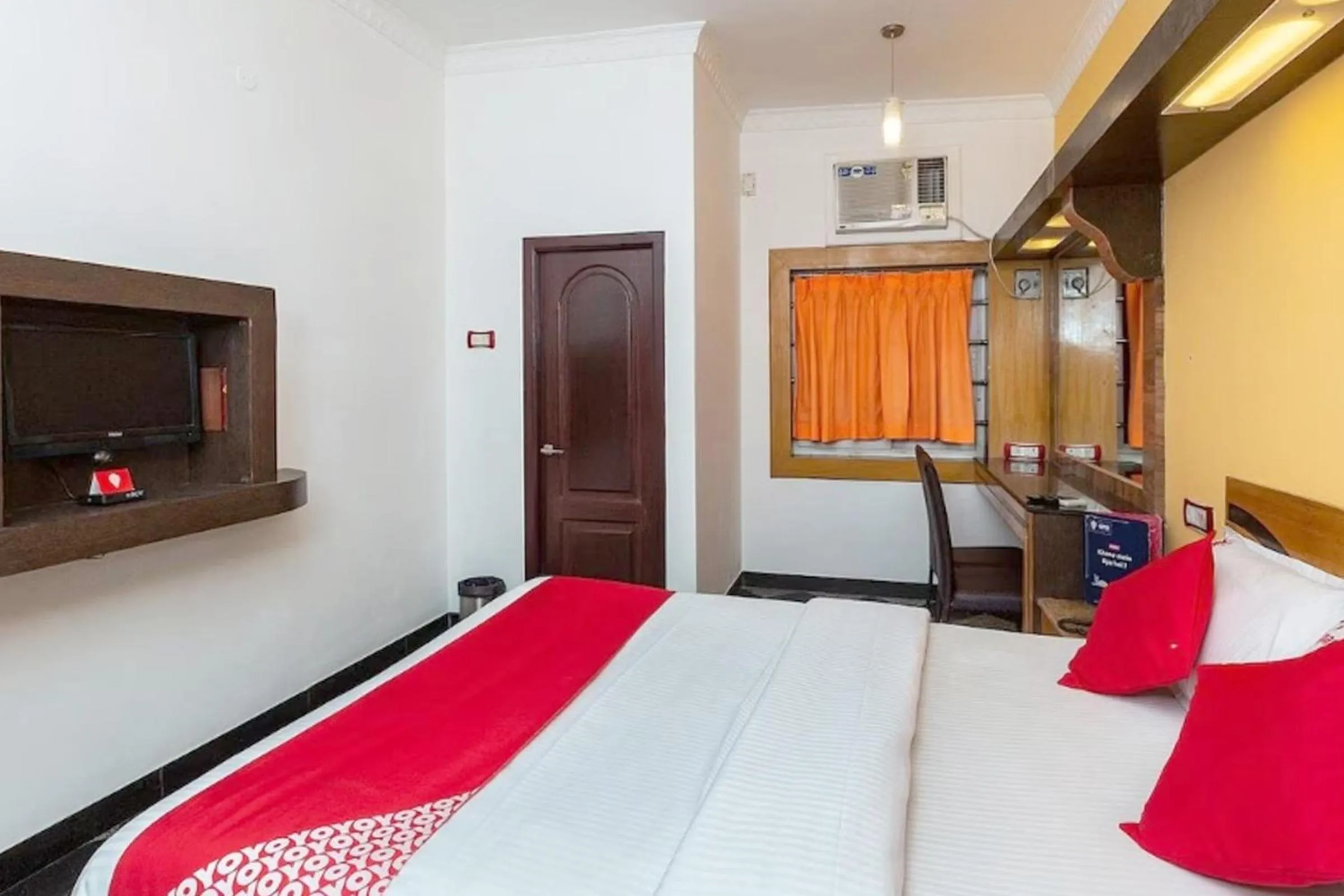 Bedroom, Bed in Hotel Sunpark Inn