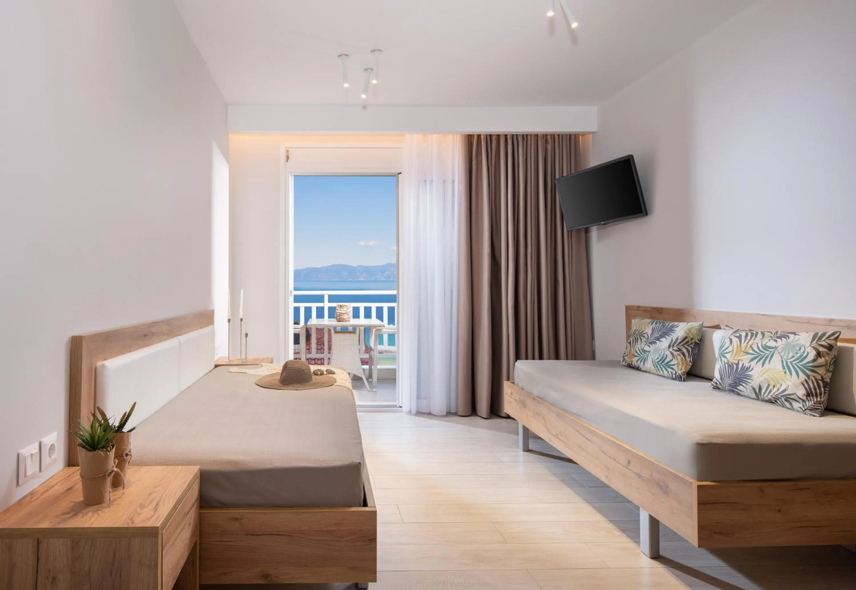 Bed in Hotel Agni On The Beach