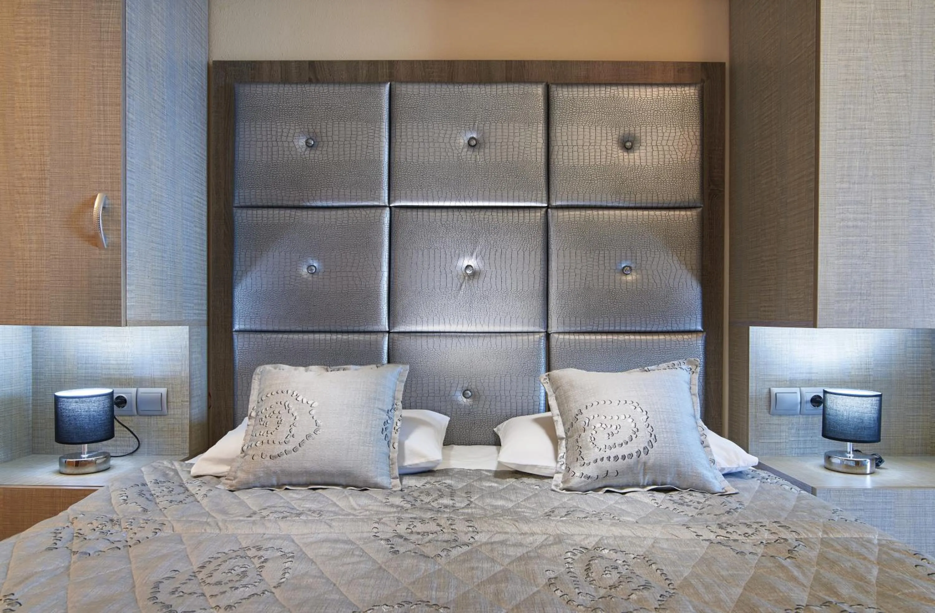 Bedroom, Bed in Hotel Agni On The Beach