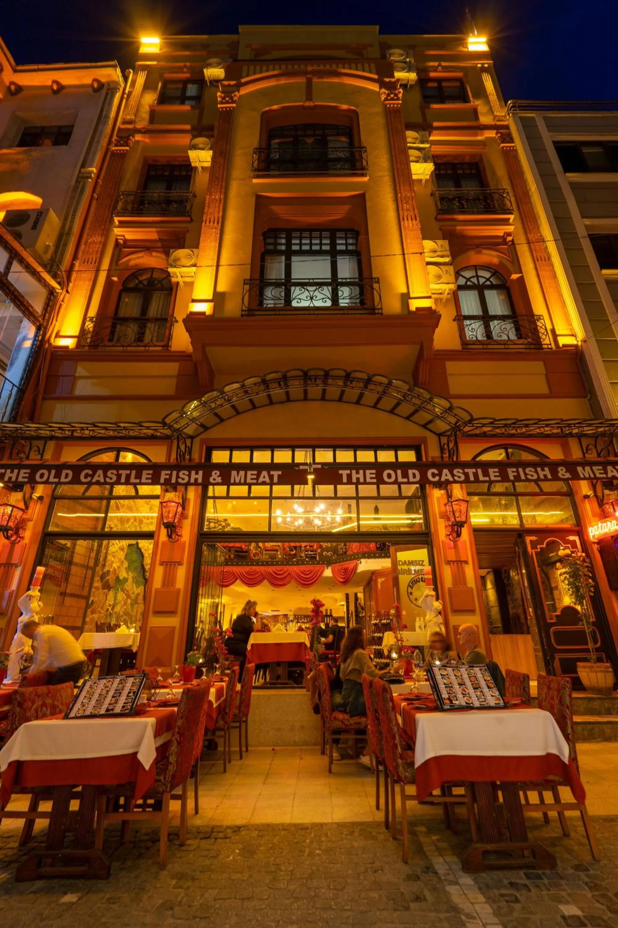 Restaurant/places to eat in The First Ottoman Apartments