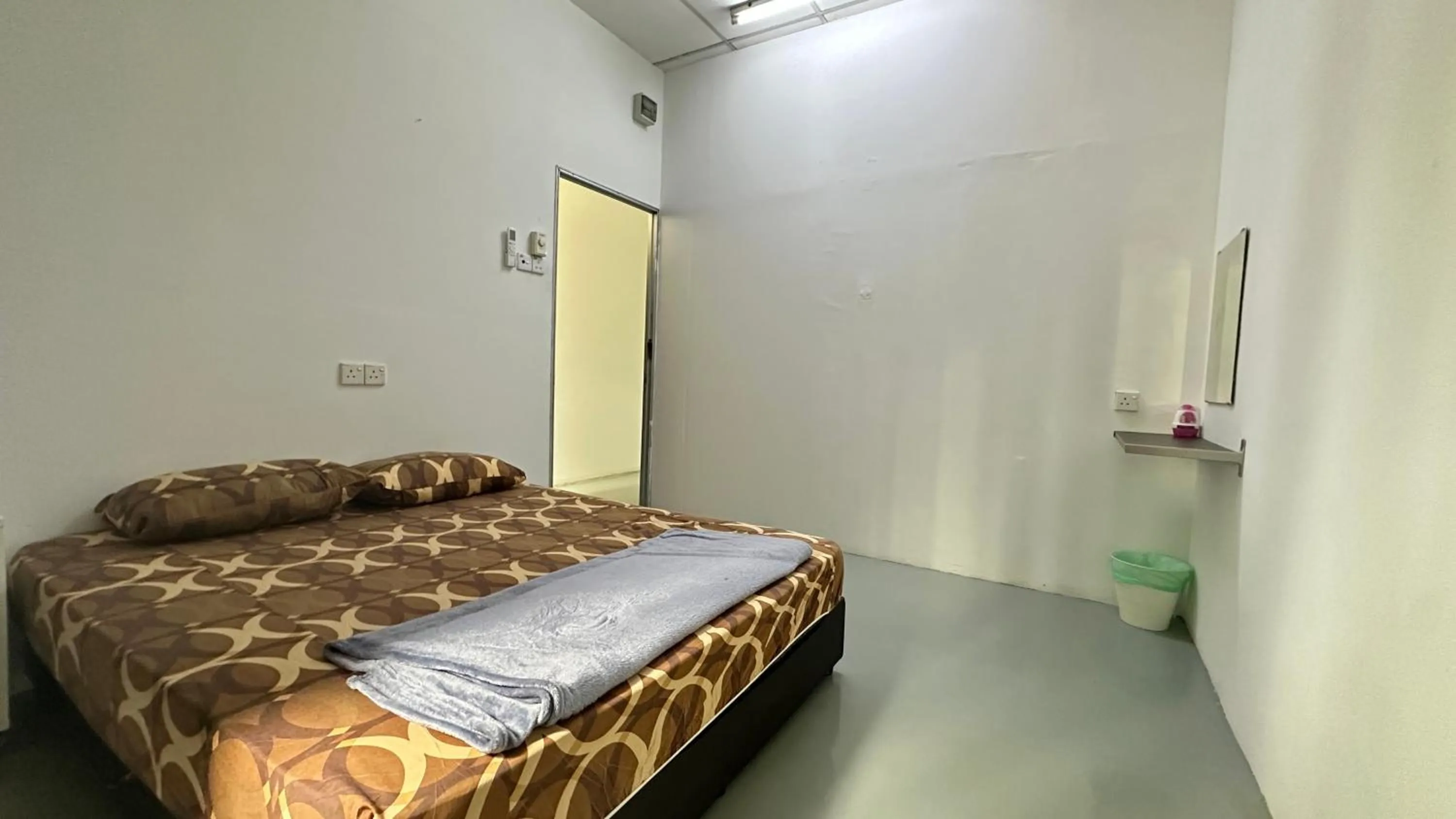 Jiaxin Dormitory-Setia Indah 家馨青年旅宿