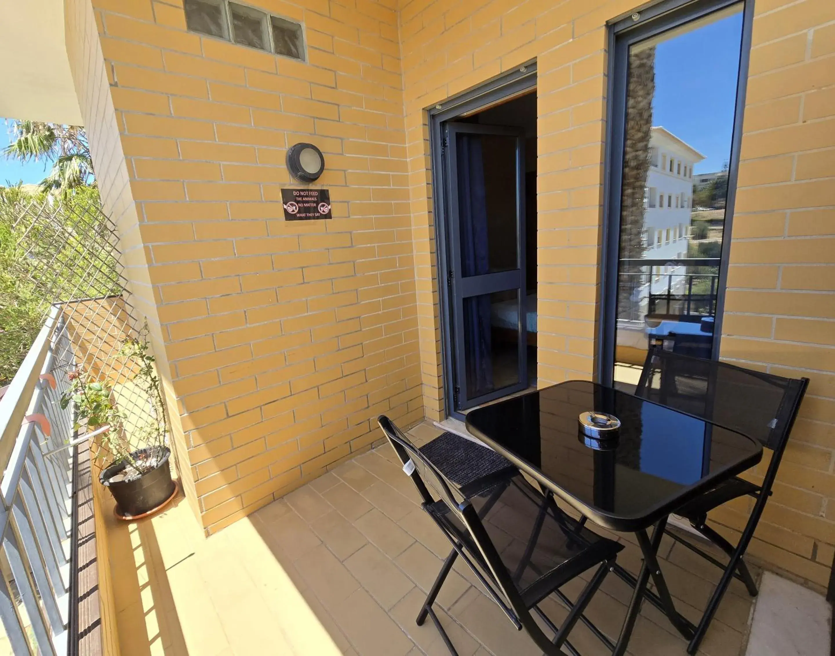 Budget Double Room - single occupancy in DreamLagos B&B Budget Double Room - single occupancy in DreamLagos B&B