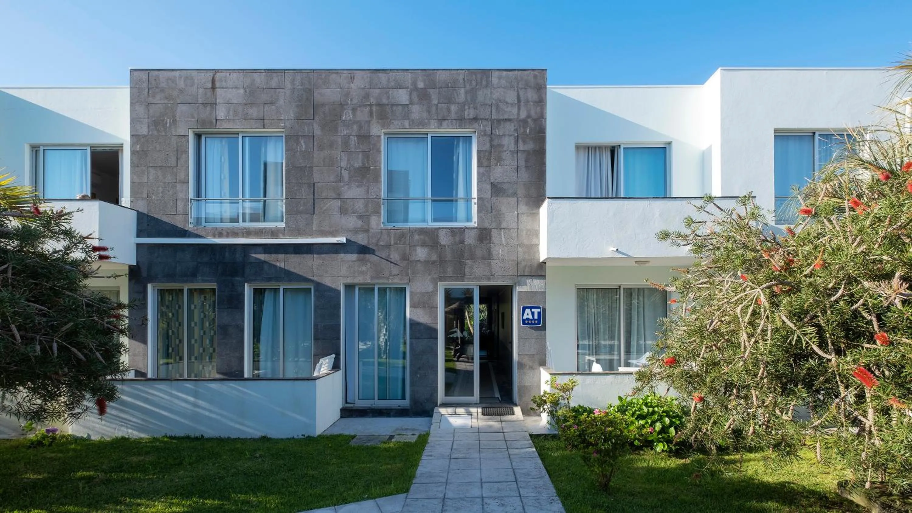 Property building in Acorsonho Apartamentos Turisticos