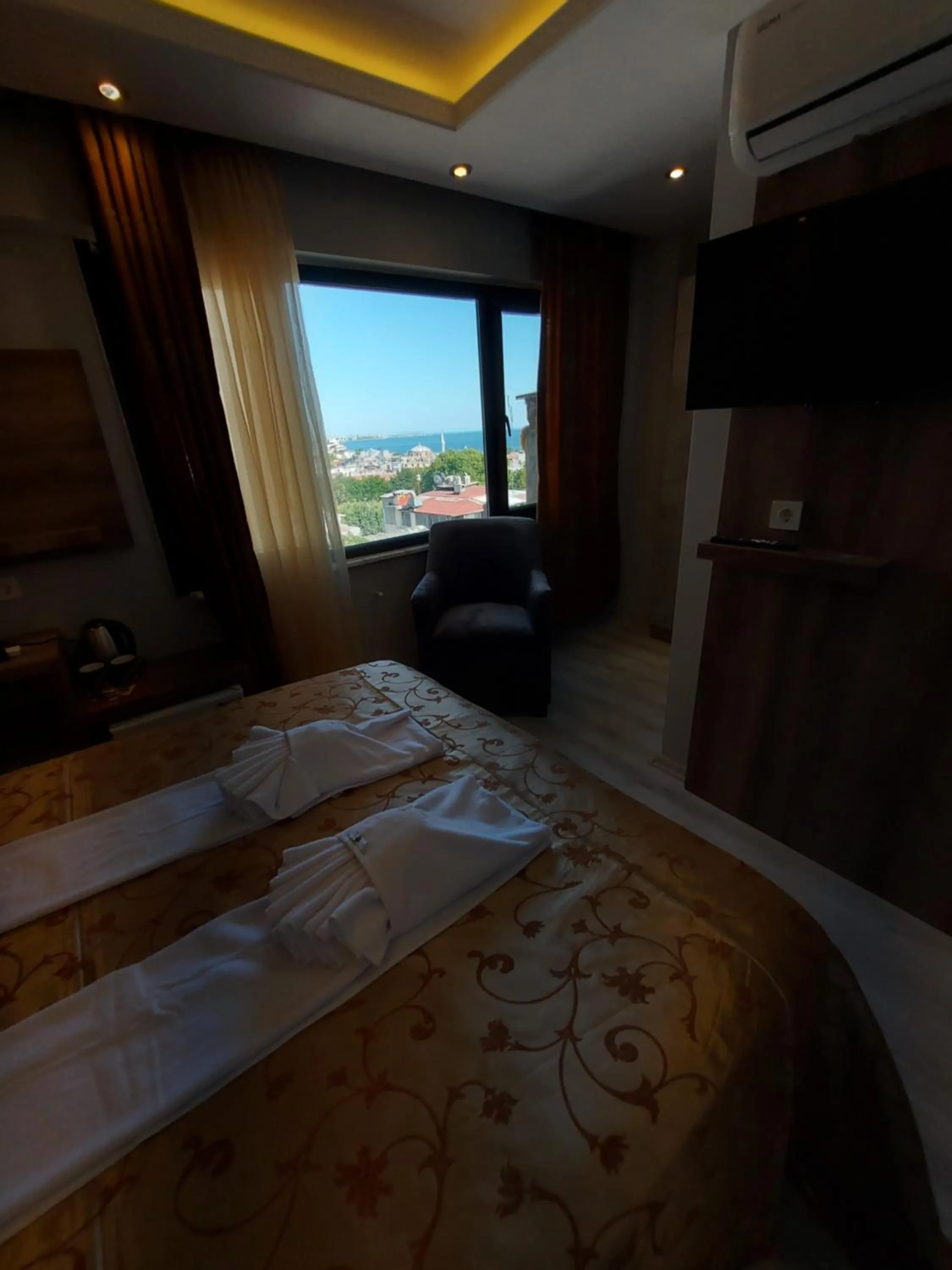 Natural landscape, Bed in Peker Hotel