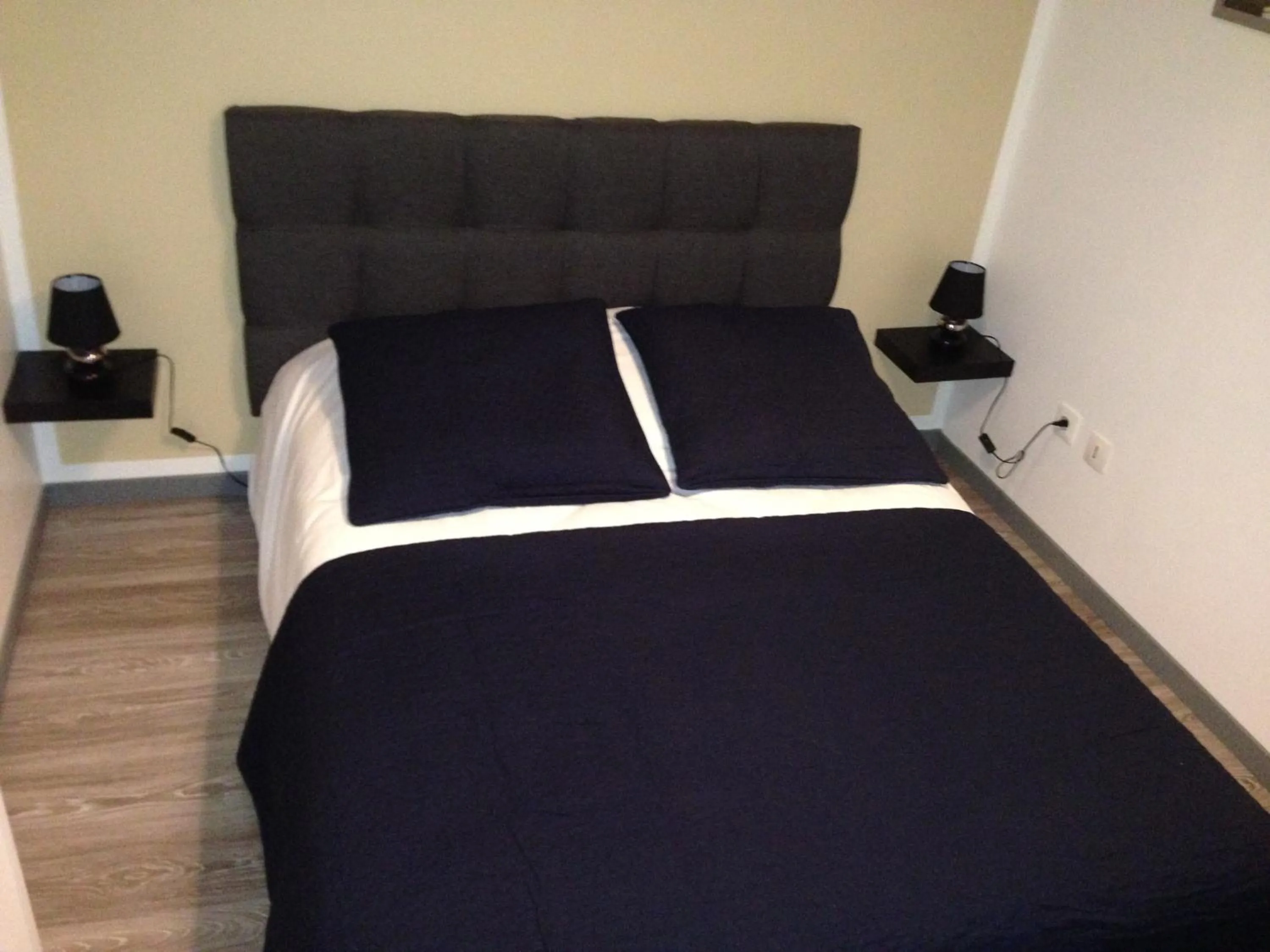 Bedroom, Bed in Le Sweet Home Lens