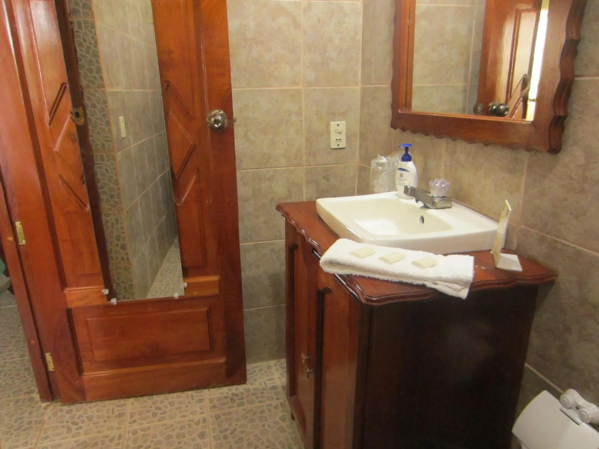Bathroom in Guest House Los Corredores del Castillo