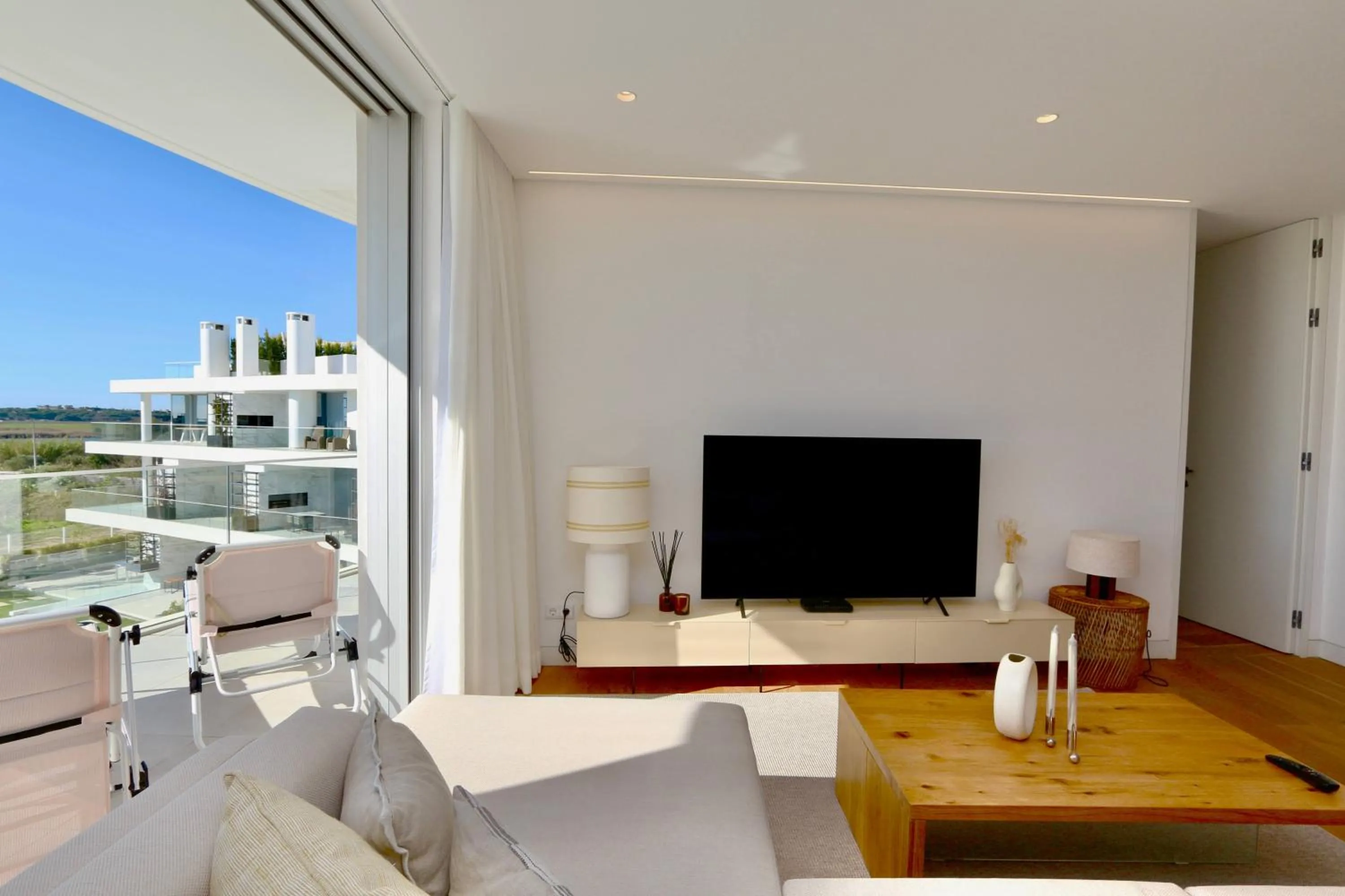 Living room in Lake24 CD256- CleverDetails, 3 bedroom apartment, sleeps 6, near to Falesia Beach and the Marina