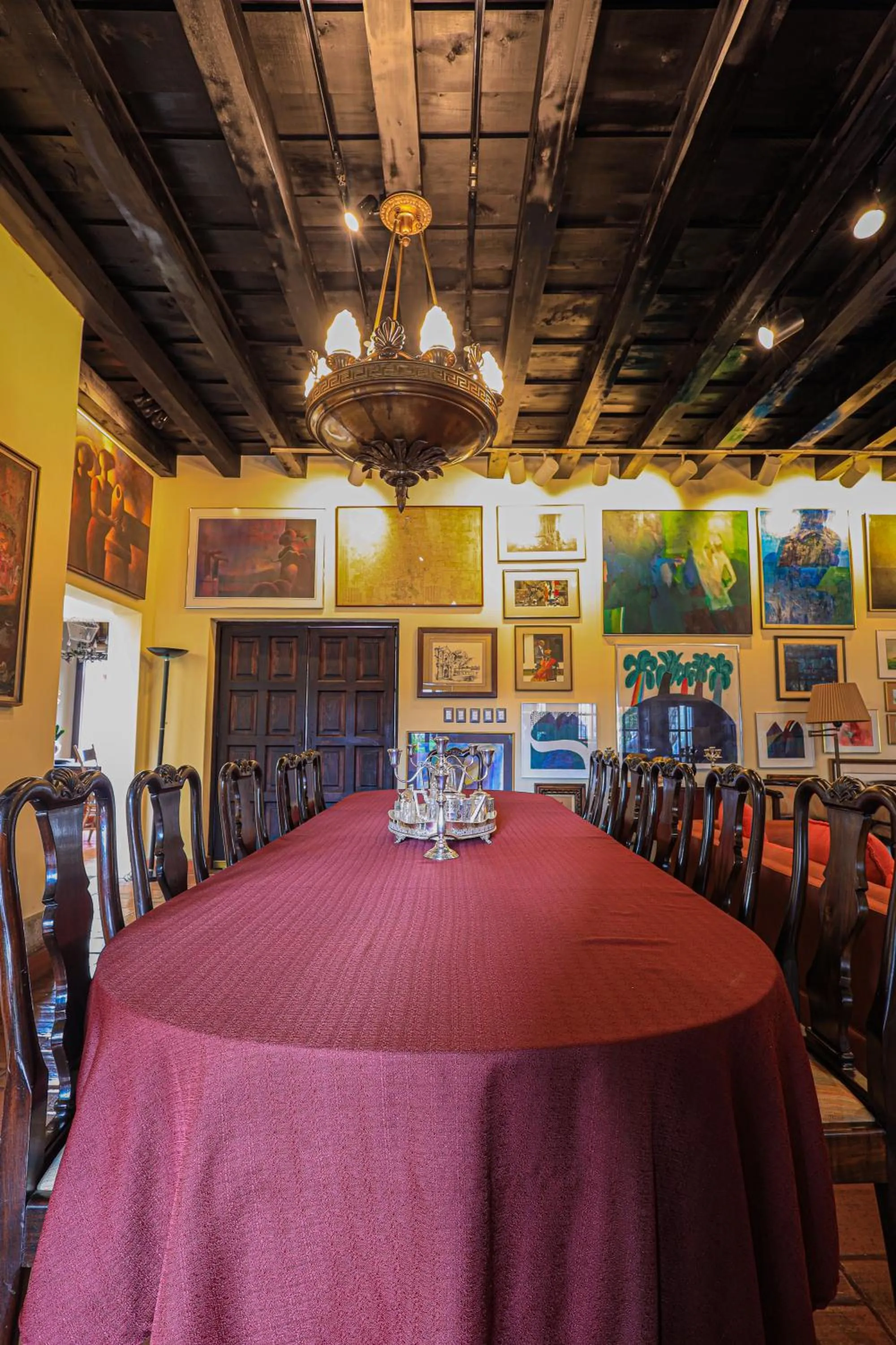 Dining area in Hotel Casa Bansley
