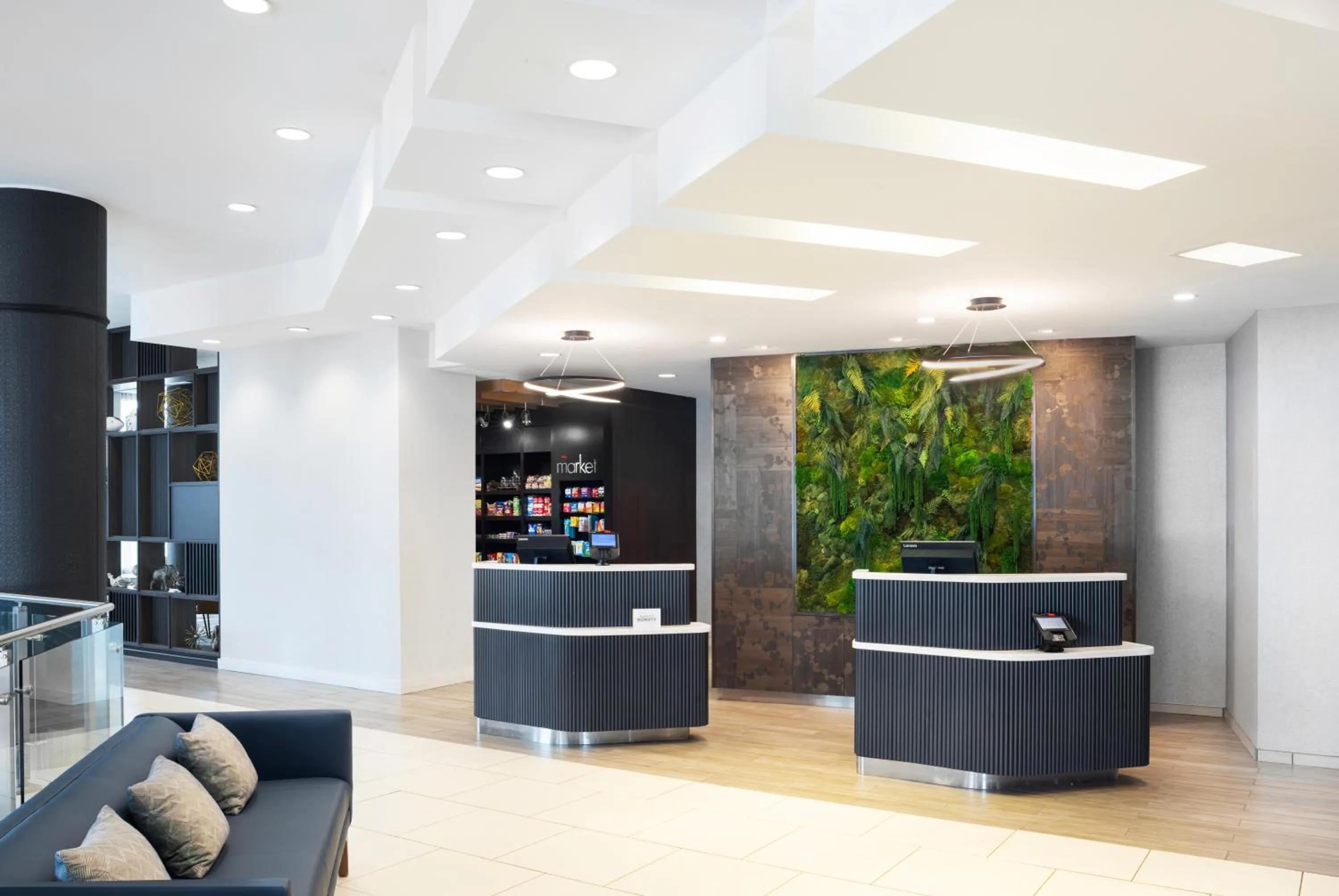 Lobby or reception in Courtyard by Marriott Buffalo Downtown/Canalside