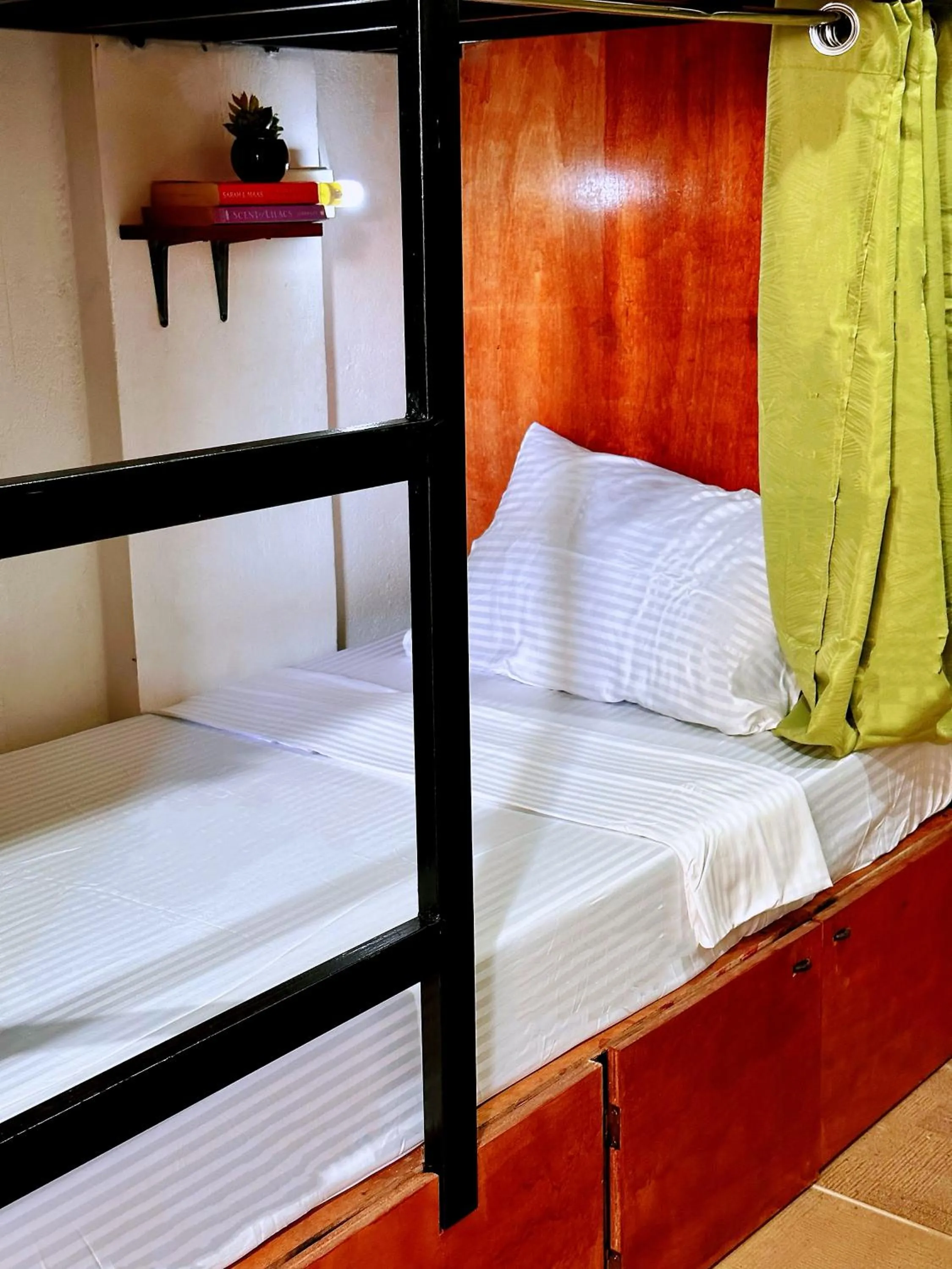 Bed in Moana Beach House